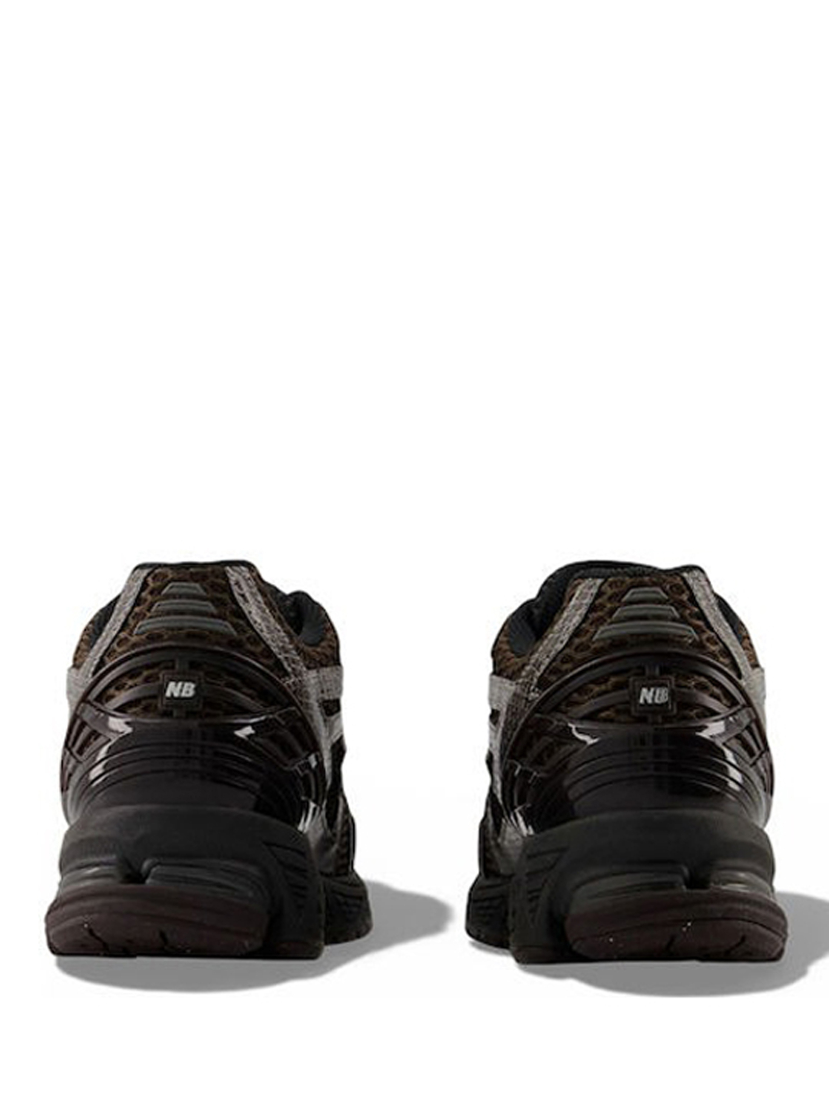 ΓΥΝΑΙΚΕΙΑ SNEAKERS 1906R 2