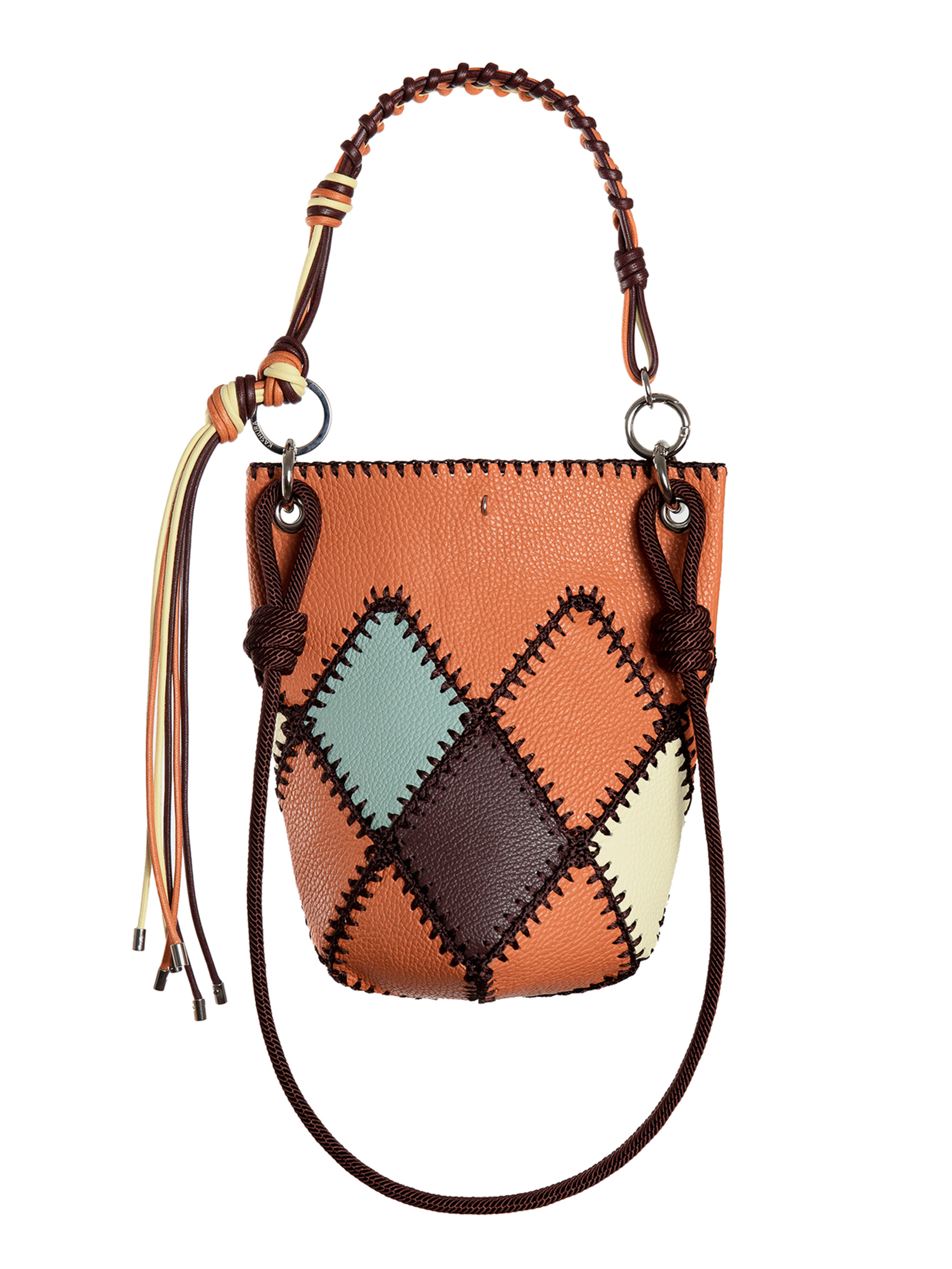 ΓΥΝΑΙΚΕΙΑ ΤΣΑΝΤΑ ΩΜΟΥ 1