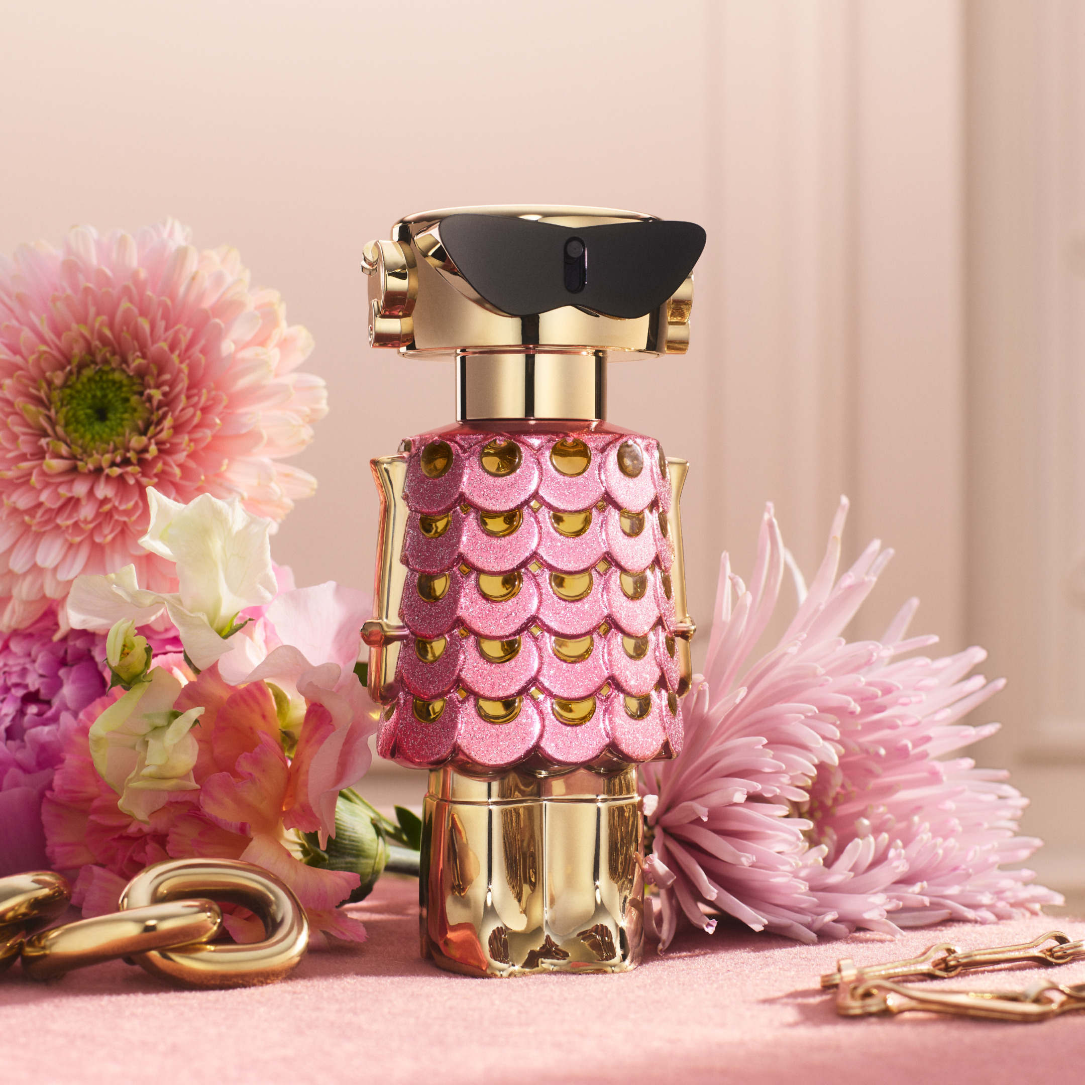 FAME BLOOMING PINK EAU DE PARFUM 4