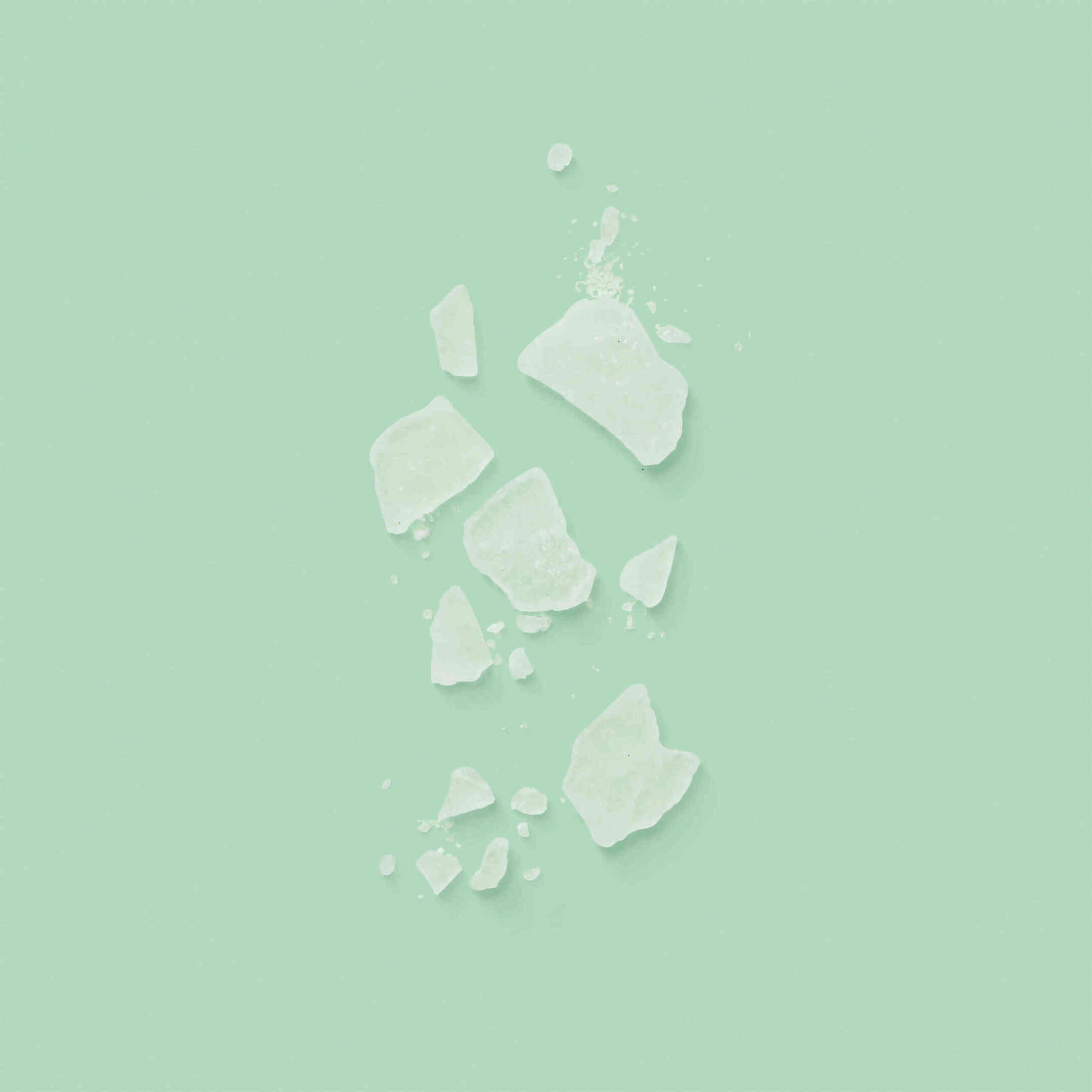 THE ALCHEMIST'S GARDEN A FORGOTTEN ROSE PERFUMED OIL 3