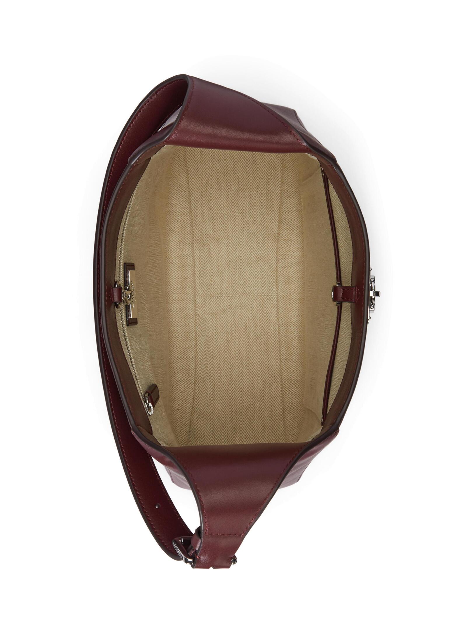 ΓΥΝΑΙΚΕΙΑ ΔΕΡΜΑΤΙΝΗ ΤΣΑΝΤΑ ΩΜΟΥ  3