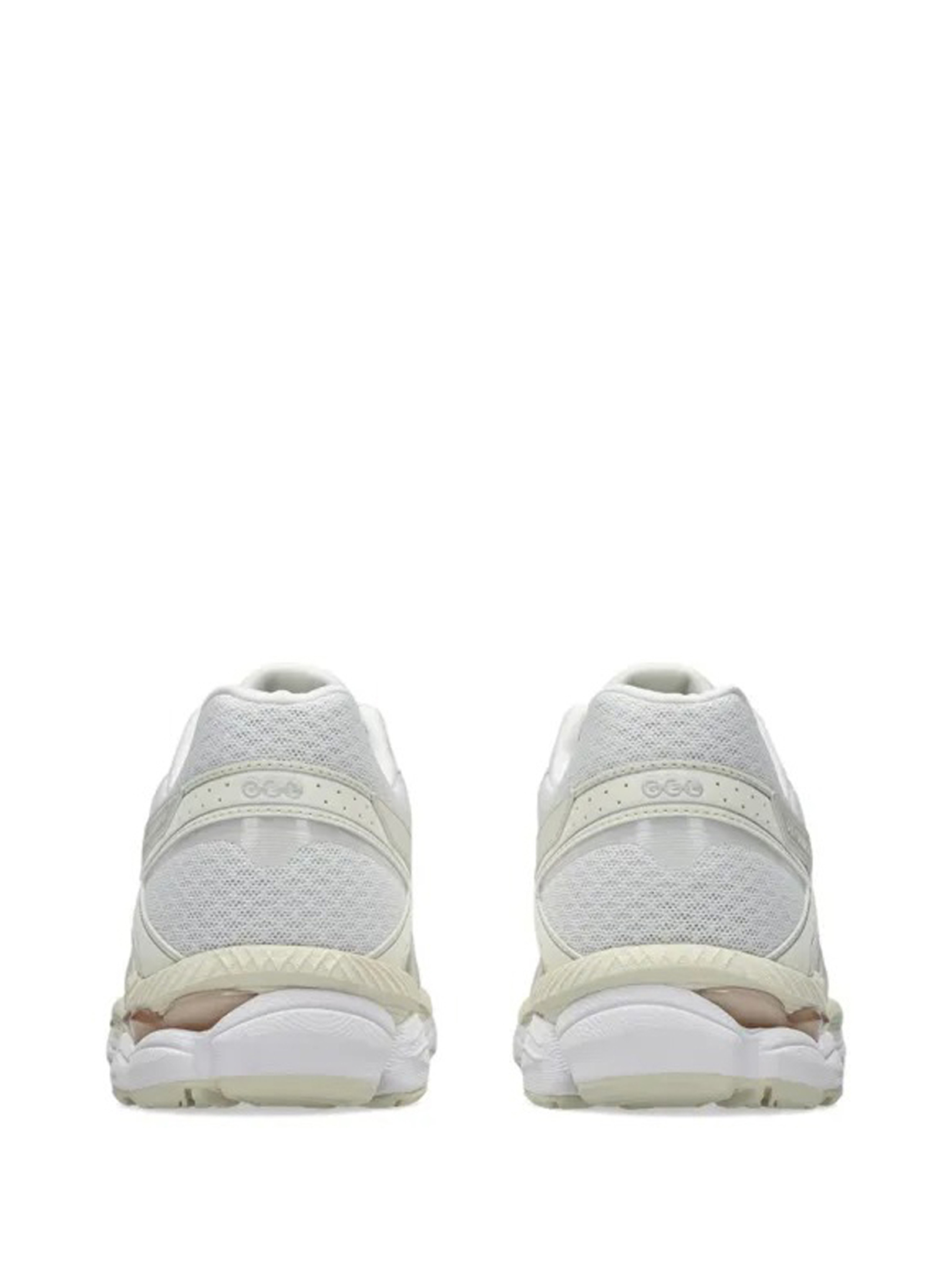 ΓΥΝΑΙΚΕΙΑ SNEAKERS GEL-CUMULUS 16 2