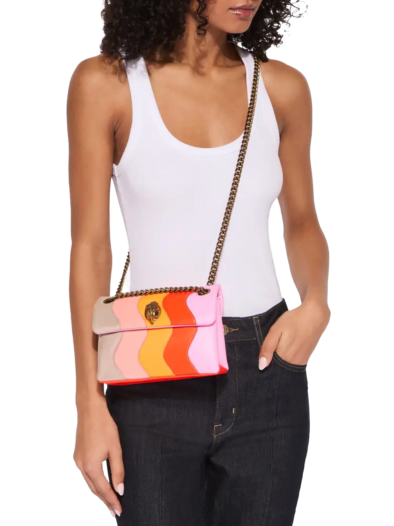 ΓΥΝΑΙΚΕΙΑ ΤΣΑΝΤΑ ΩΜΟΥ  2