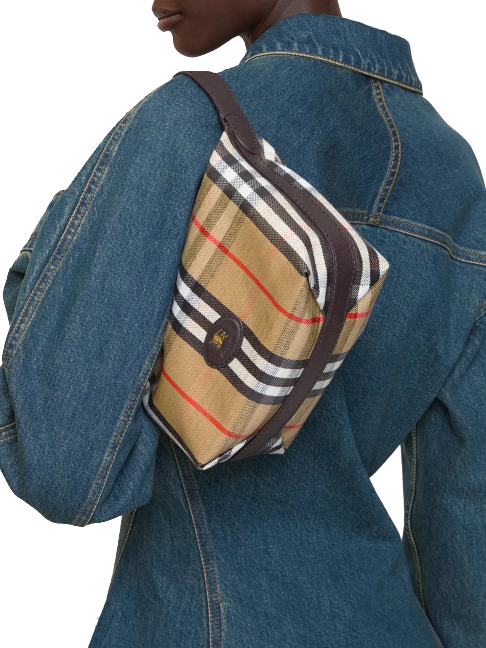 ΓΥΝΑΙΚΕΙΑ ΤΣΑΝΤΑ ΩΜΟΥ  3