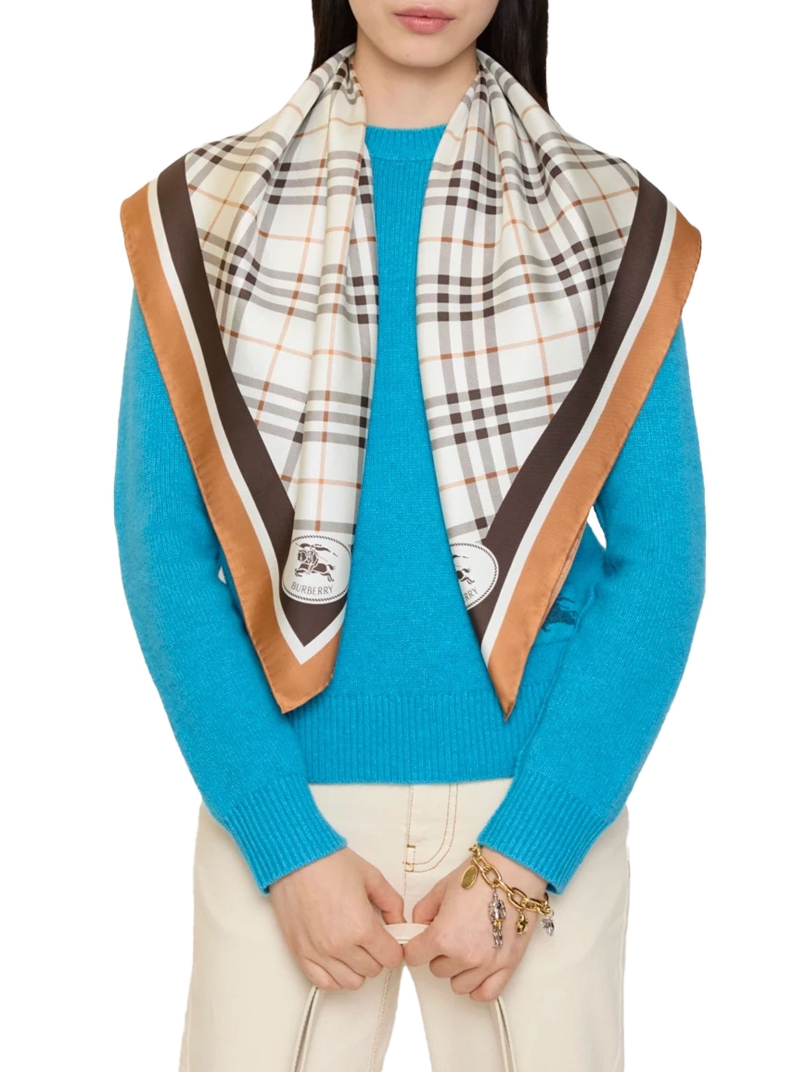 ΓΥΝΑΙΚΕΙΟ ΜΕΤΑΞΩΤΟ ΦΟΥΛΑΡΙ  1