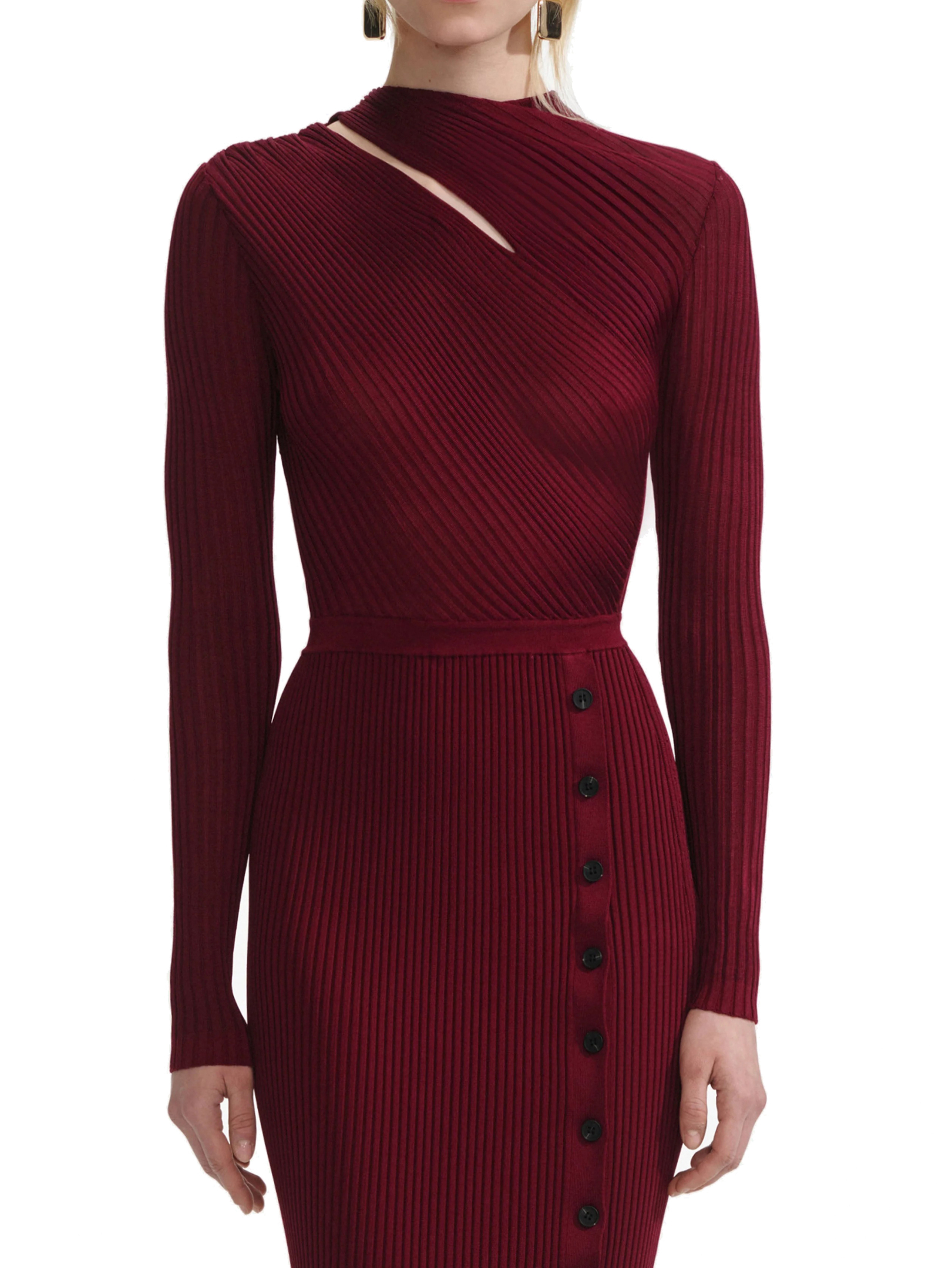 ΜΙΝΤΙ ΦΟΡΕΜΑ ΜΕ ΑΝΟΙΓΜΑΤΑ  3