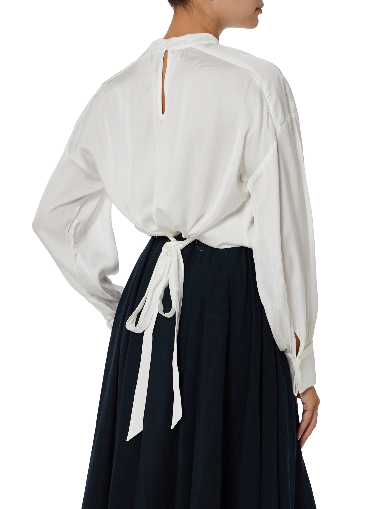 ΓΥΝΑΙΚΕΙΑ ΜΠΛΟΥΖΑ 2