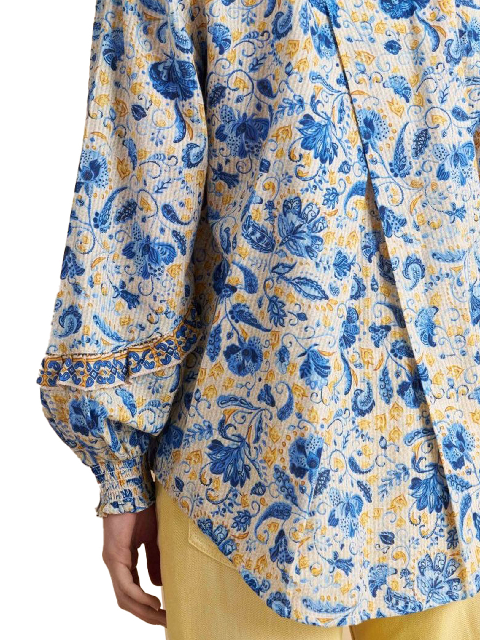 ΓΥΝΑΙΚΕΙΑ ΠΟΥΚΑΜΙΣΑ 2