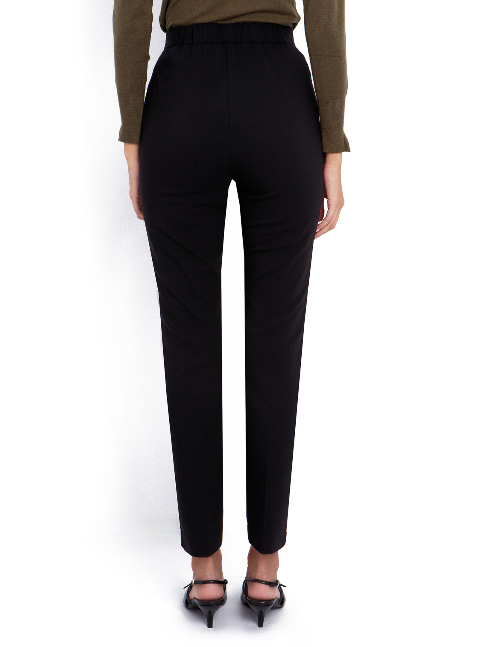 ΓΥΝΑΙΚΕΙΟ ΠΑΝΤΕΛΟΝΙ 3