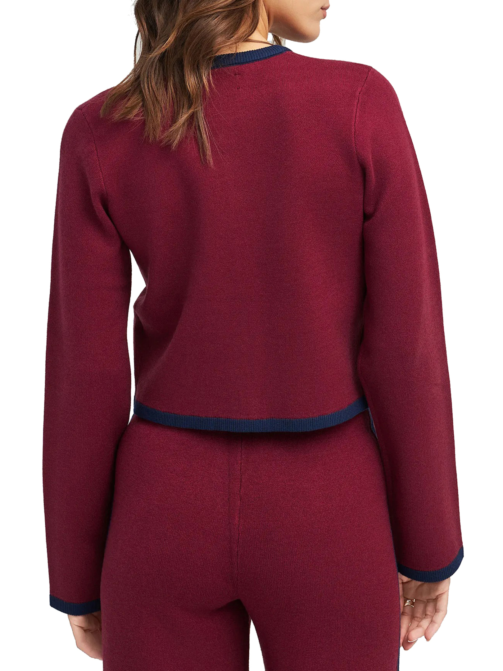 ΓΥΝΑΙΚΕΙΑ ΠΛΕΚΤΗ ΖΑΚΕΤΑ ΜΕ ΚΟΥΜΠΙΑ 2