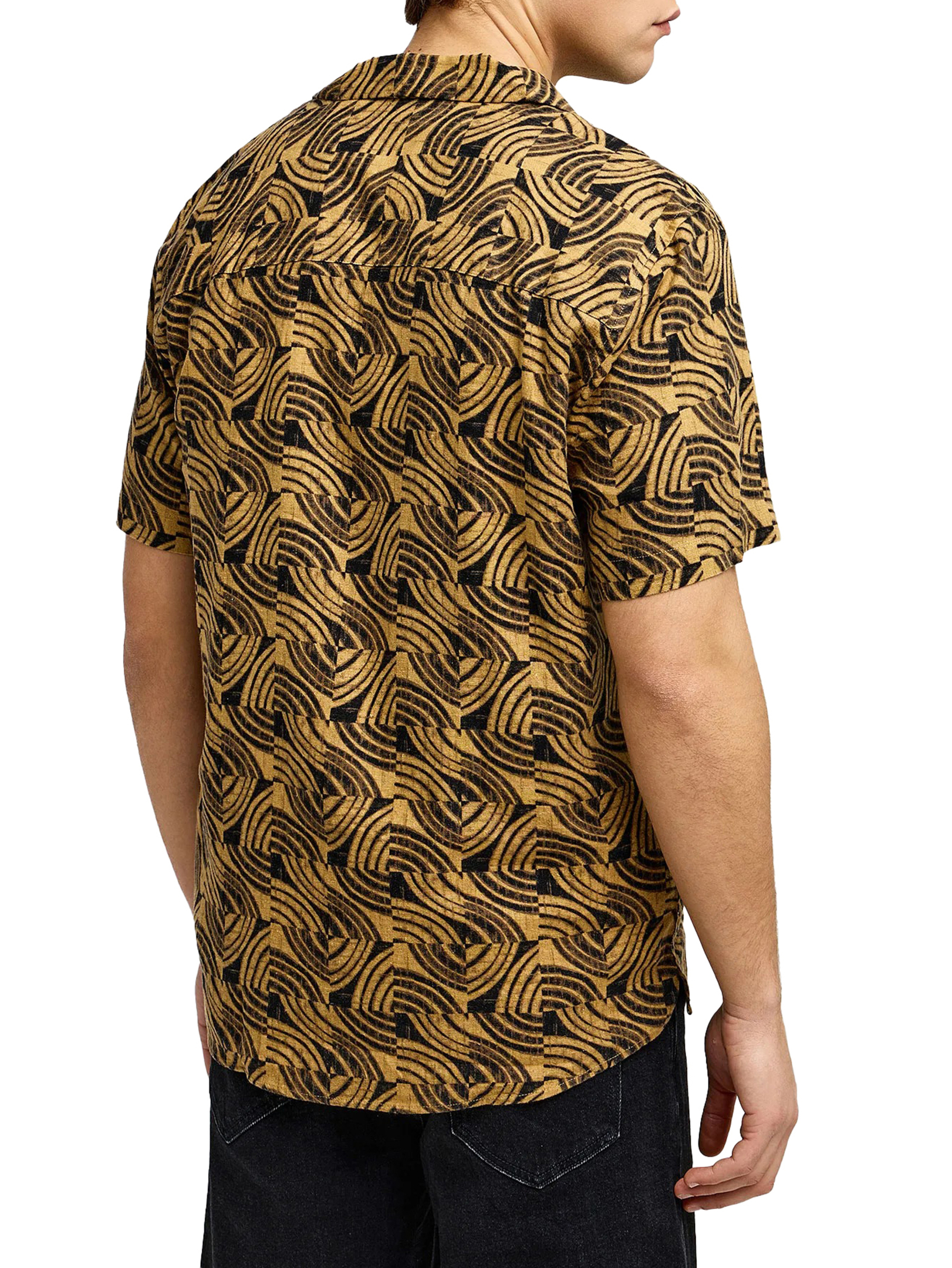 ΑΝΔΡΙΚΟ ΚΟΝΤΟΜΑΝΙΚΟ ΠΟΥΚΑΜΙΣΟ 2