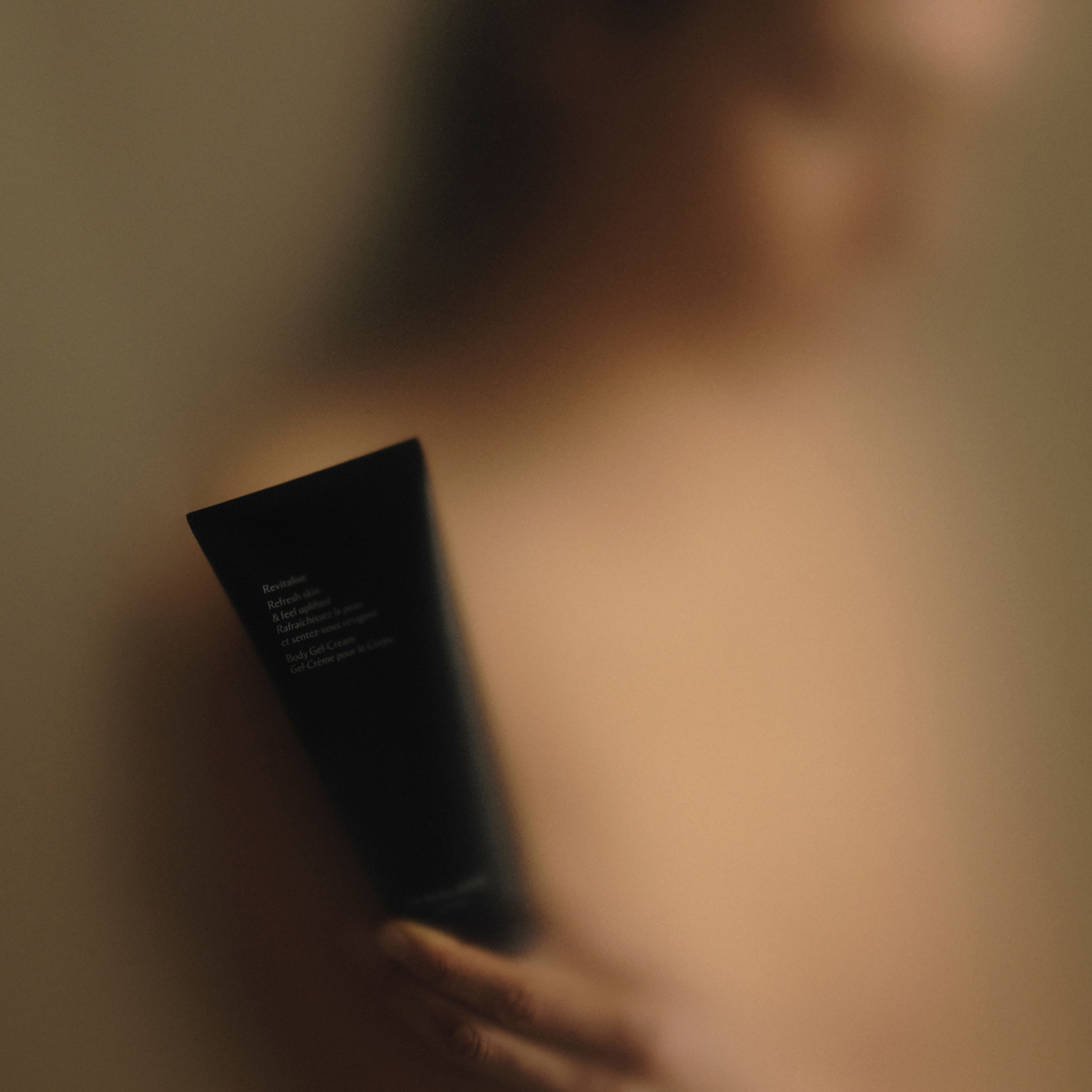 REVITILISE BODY GEL-CREAM 2