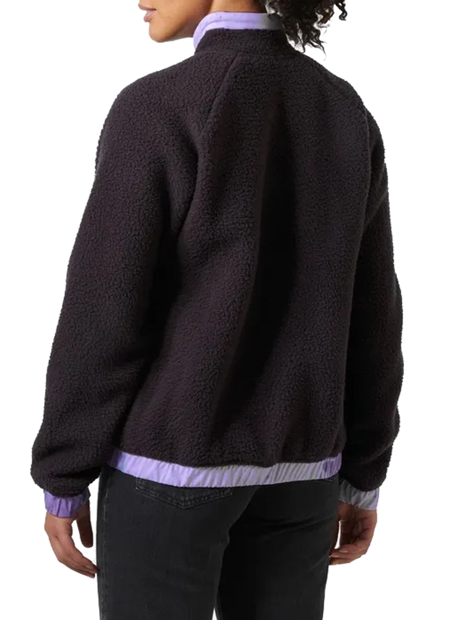 ΓΥΝΑΙΚΕΙΑ ΖΑΚΕΤΑ 2