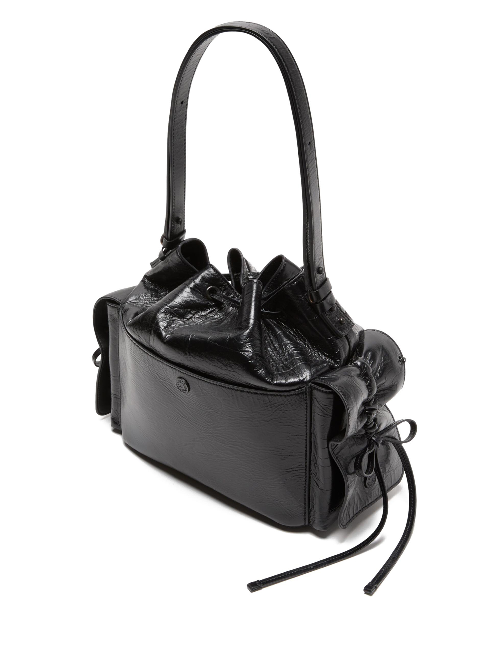 ΓΥΝΑΙΚΕΙΑ ΤΣΑΝΤΑ ΩΜΟΥ  1