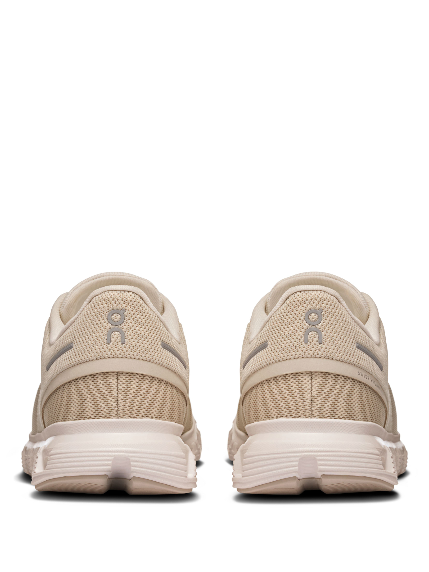 ΓΥΝΑΙΚΕΙΑ ΑΘΛΗΤΙΚΑ CLOUD 6 2