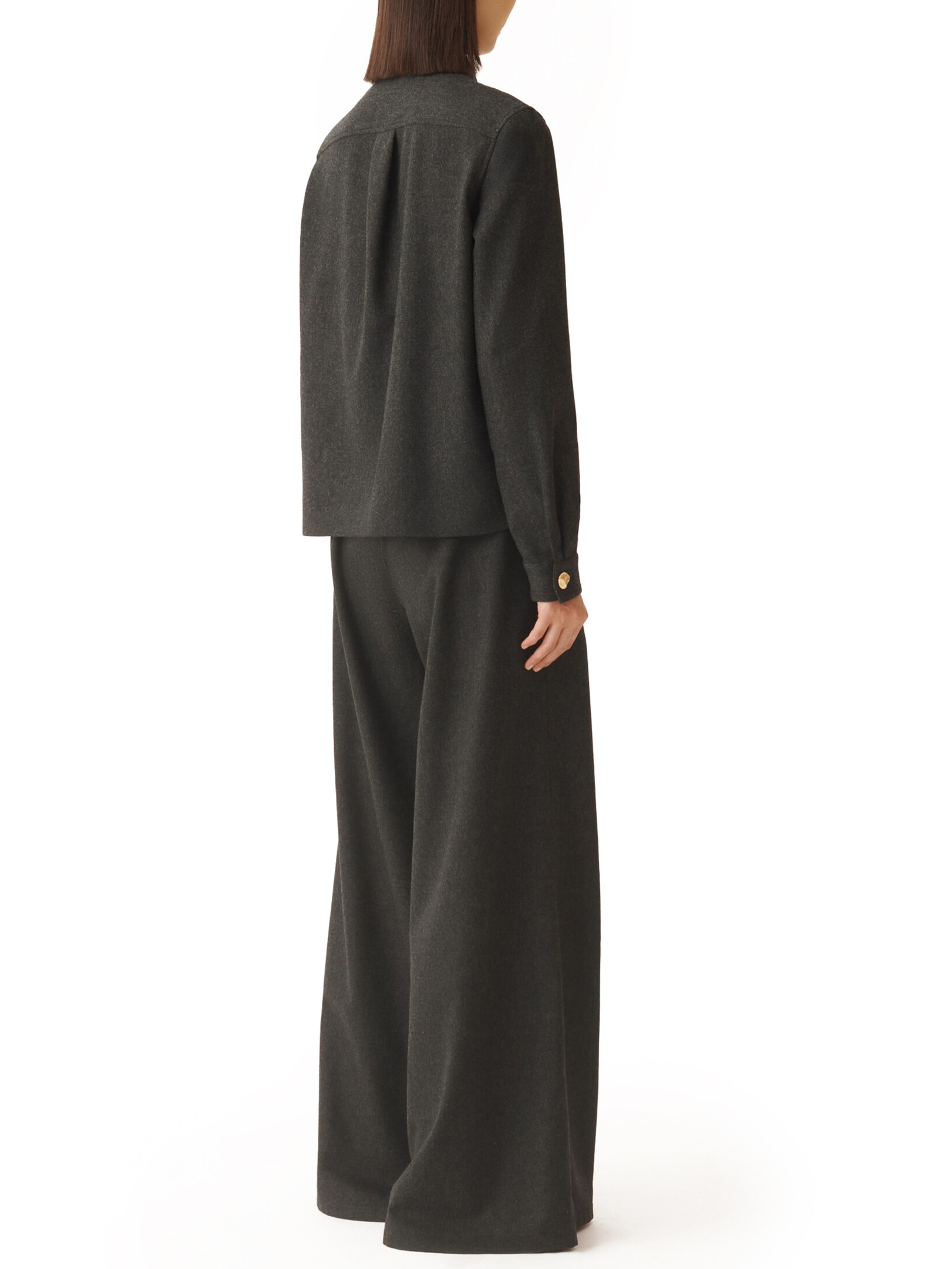 ΓΥΝΑΙΚΕΙΟ ΠΟΥΚΑΜΙΣΟ  2