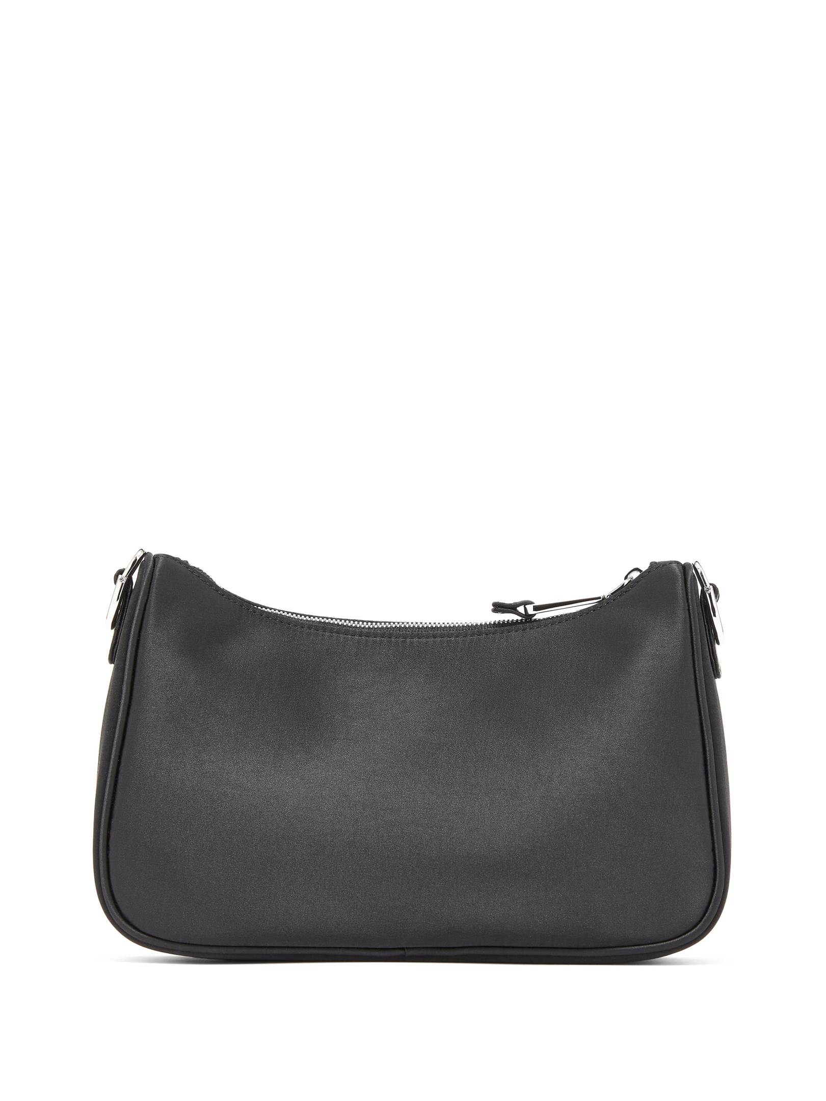 ΓΥΝΑΙΚΕΙΑ ΤΣΑΝΤΑ ΩΜΟΥ 1