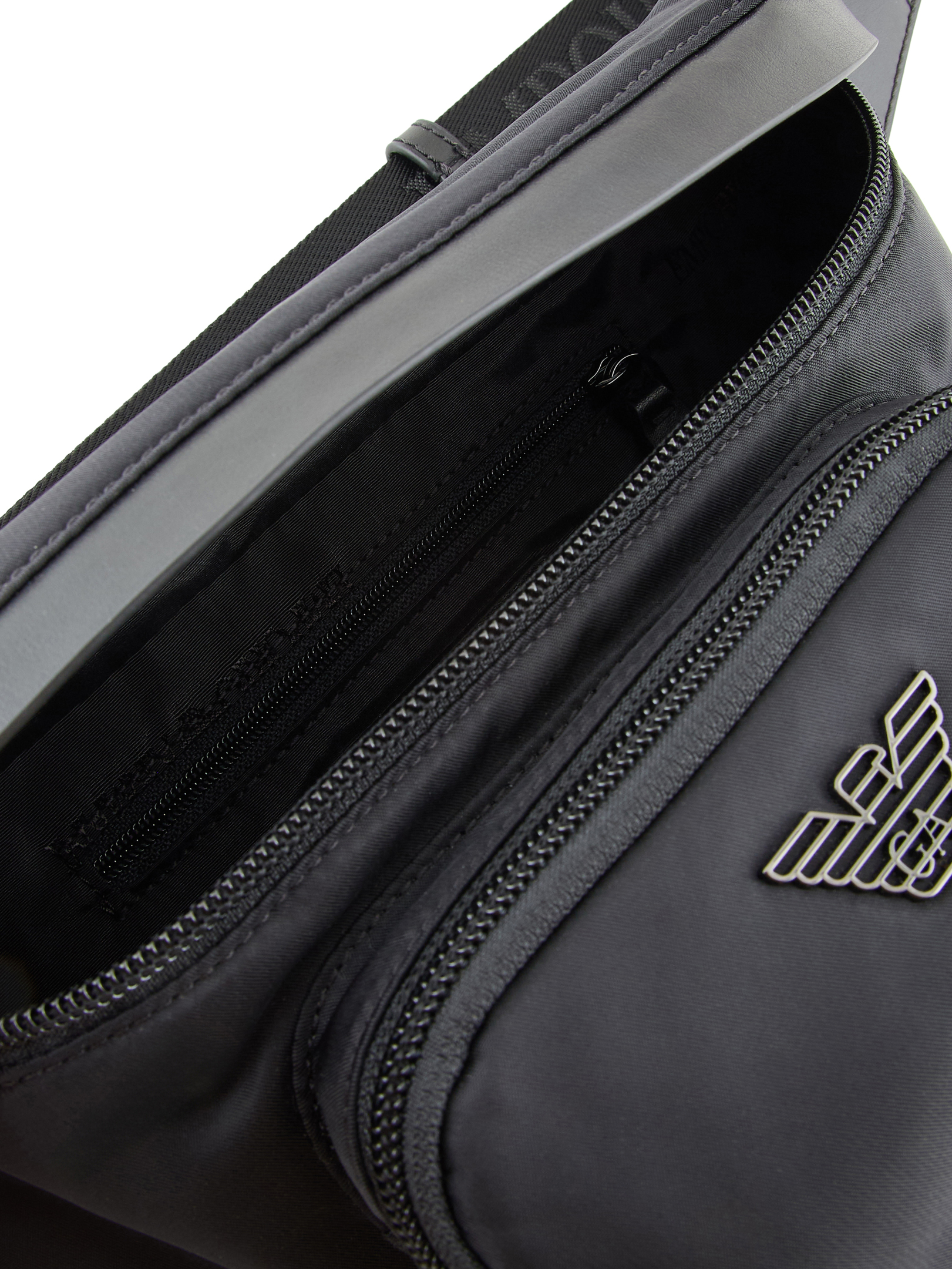 ΑΝΔΡΙΚΗ ΤΣΑΝΤΑ ΜΕΣΗΣ 3