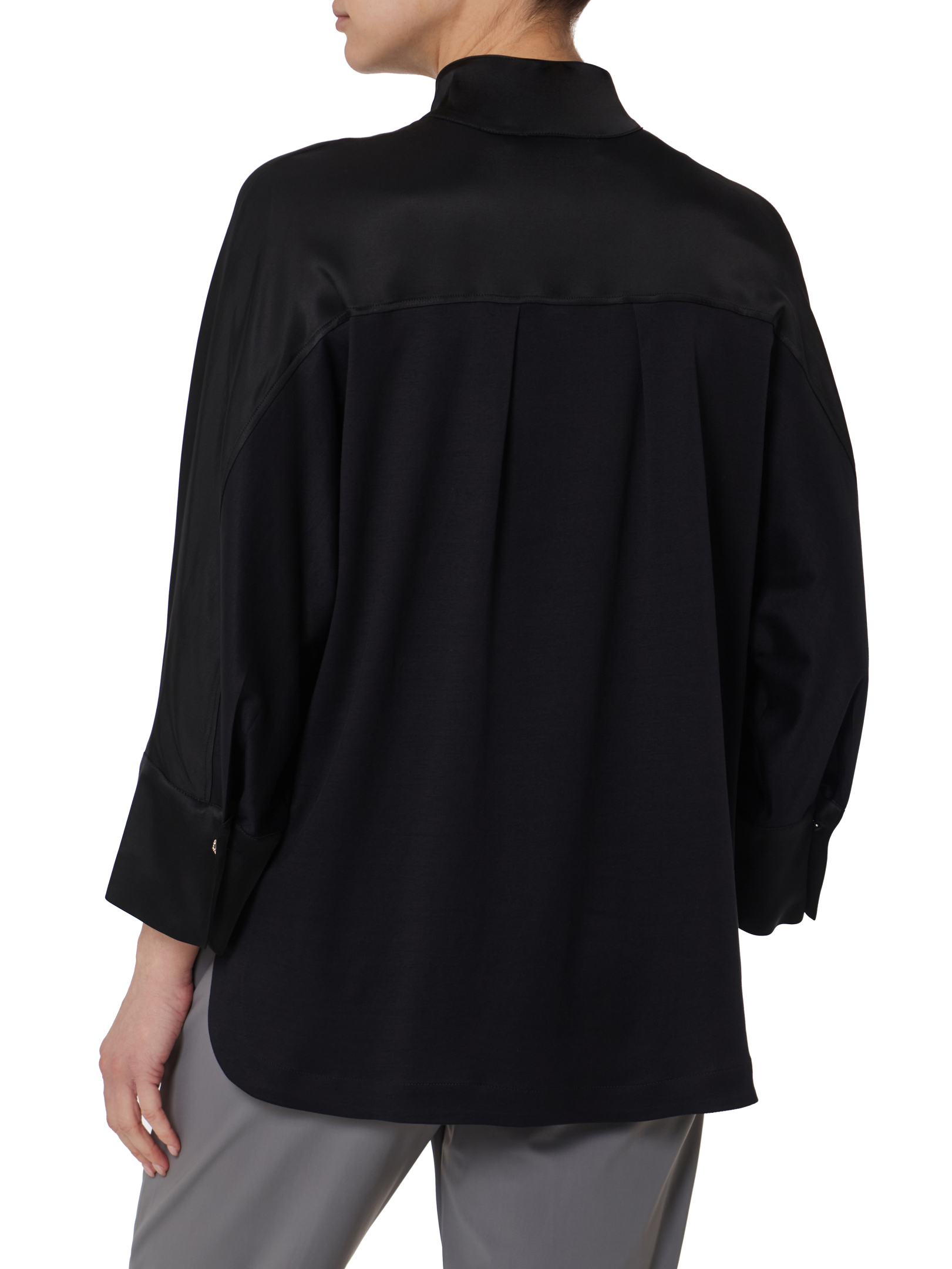 ΓΥΝΑΙΚΕΙΟ ΠΟΥΚΑΜΙΣΟ 2