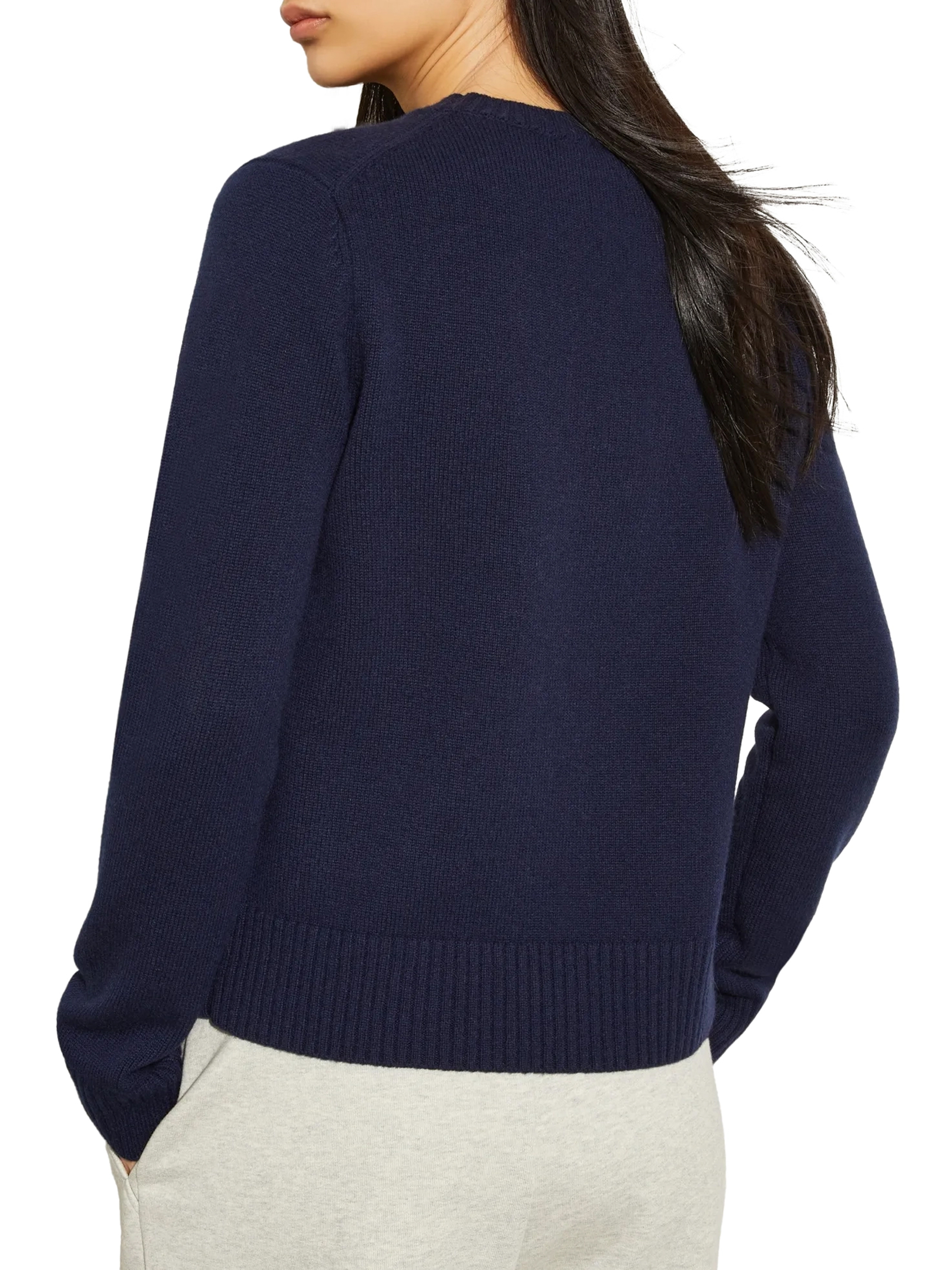 ΓΥΝΑΙΚΕΙΟ ΠΟΥΛΟΒΕΡ  2