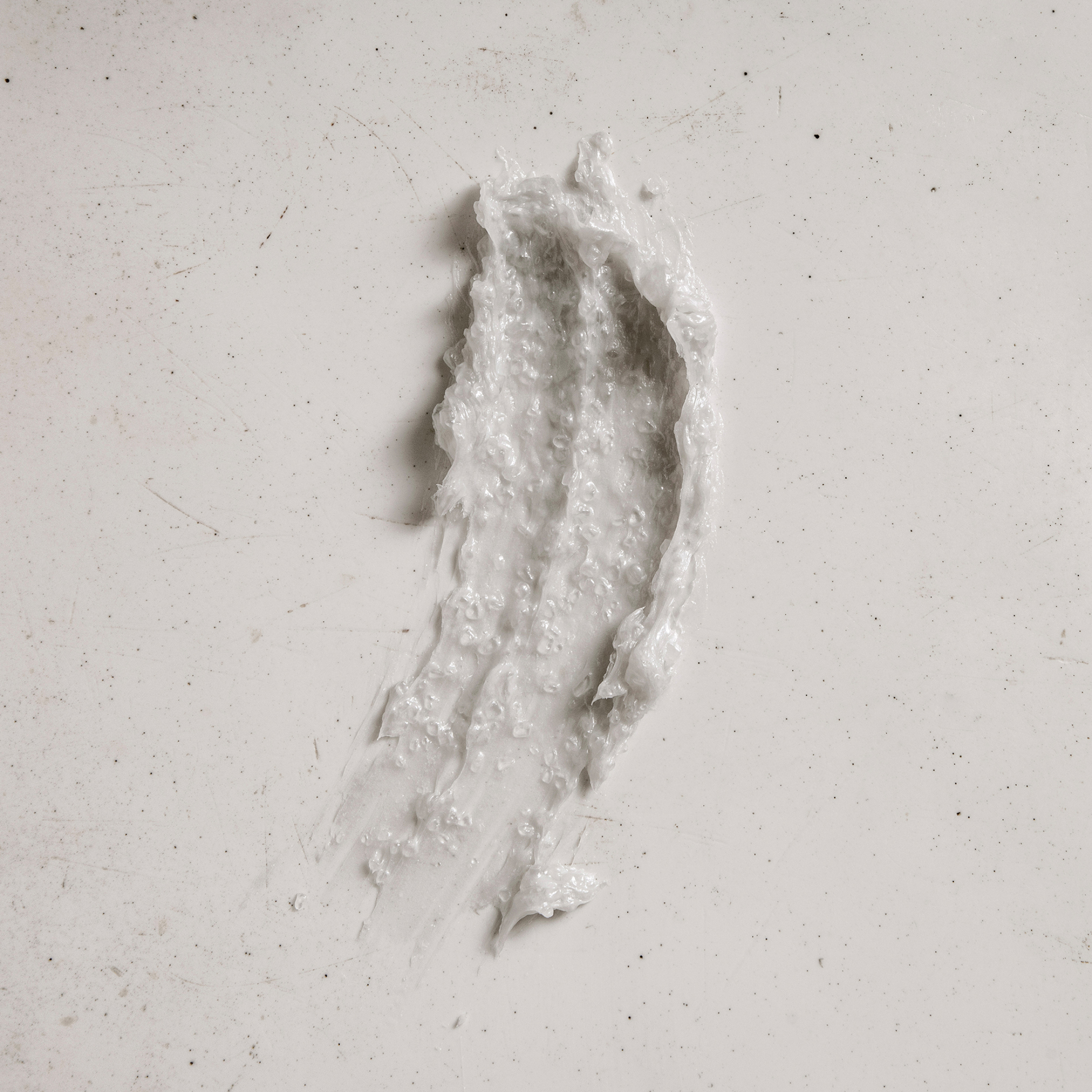 BASIL SCRUB SHAMPOO 1