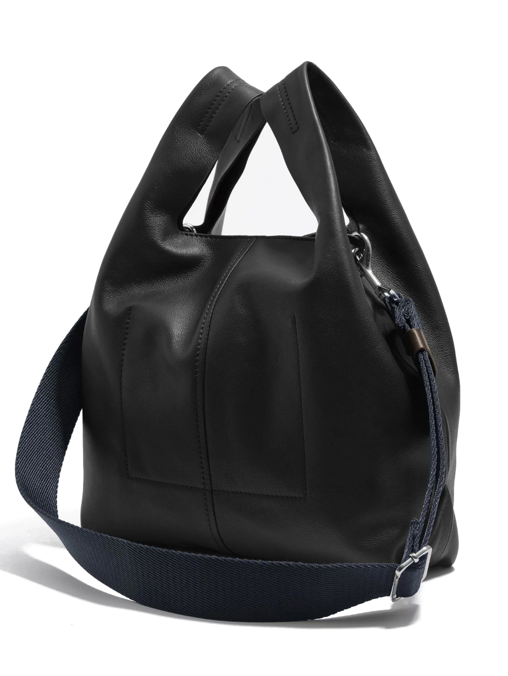 ΓΥΝΑΙΚΕΙΑ ΤΣΑΝΤΑ ΧΕΙΡΟΣ 1