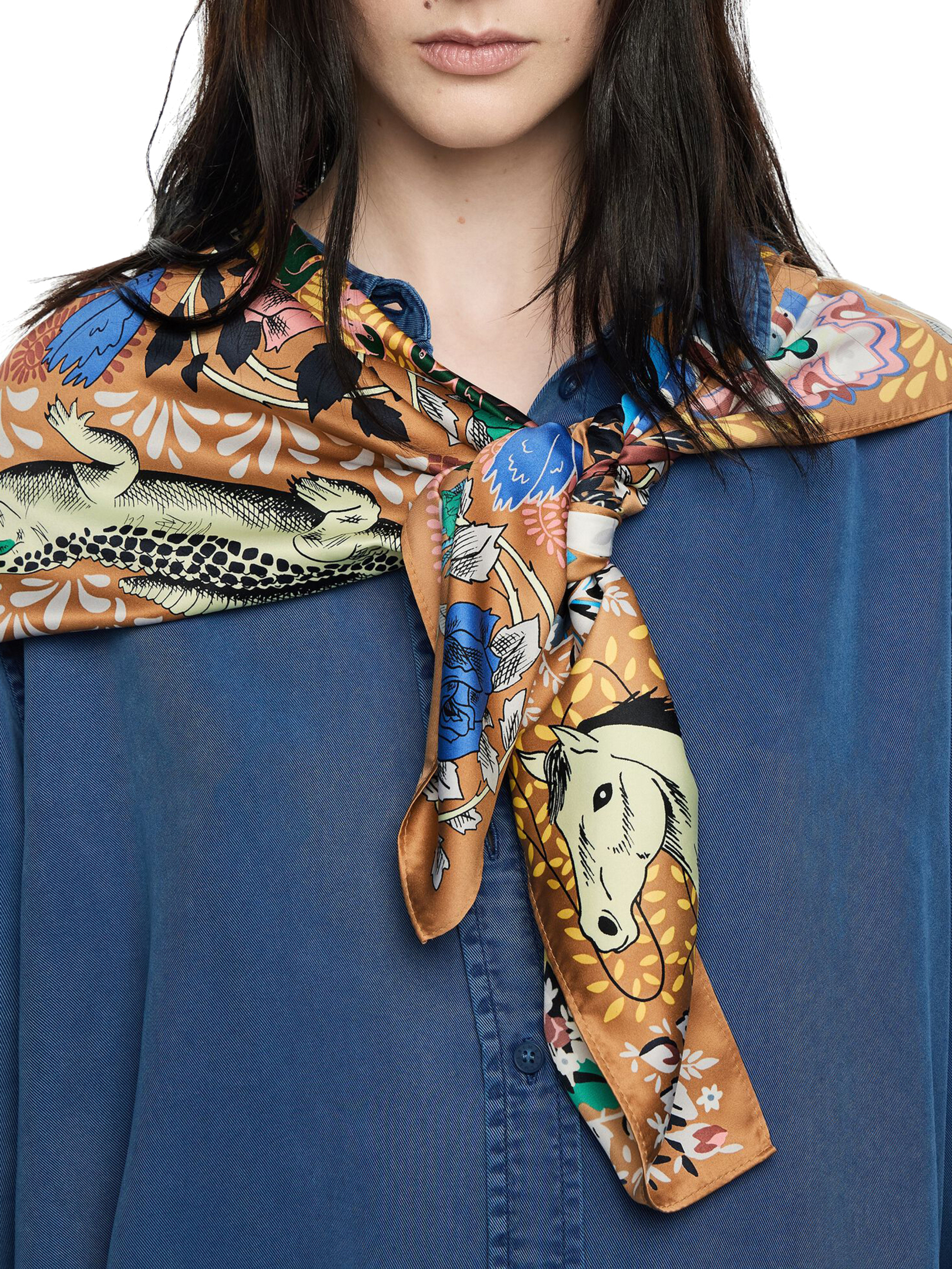 ΓΥΝΑΙΚΕΙΟ ΦΟΥΛΑΡΙ 1