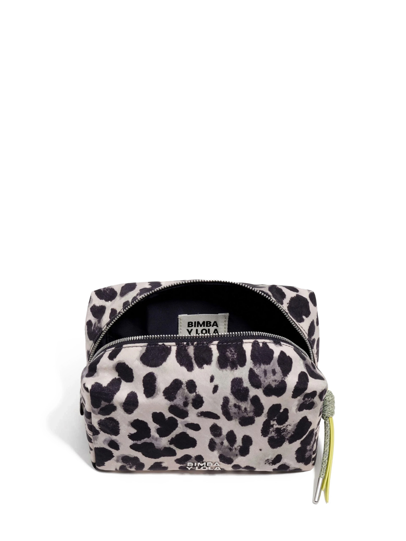 ΓΥΝΑΙΚΕΙΟ ΝΕΣΕΣΕΡ 2