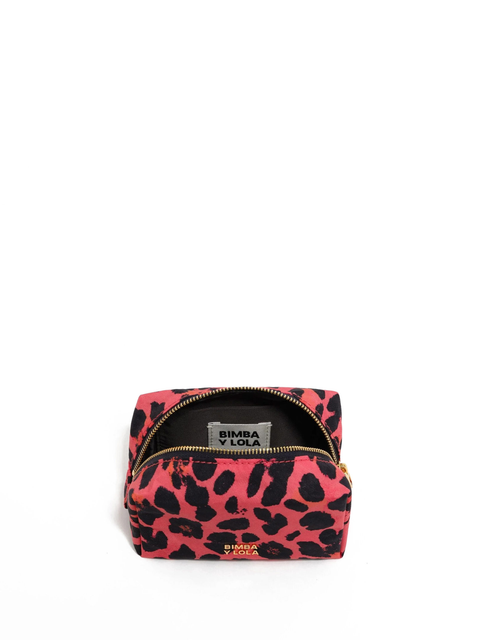 ΓΥΝΑΙΚΕΙΟ ΝΕΣΕΣΕΡ 2