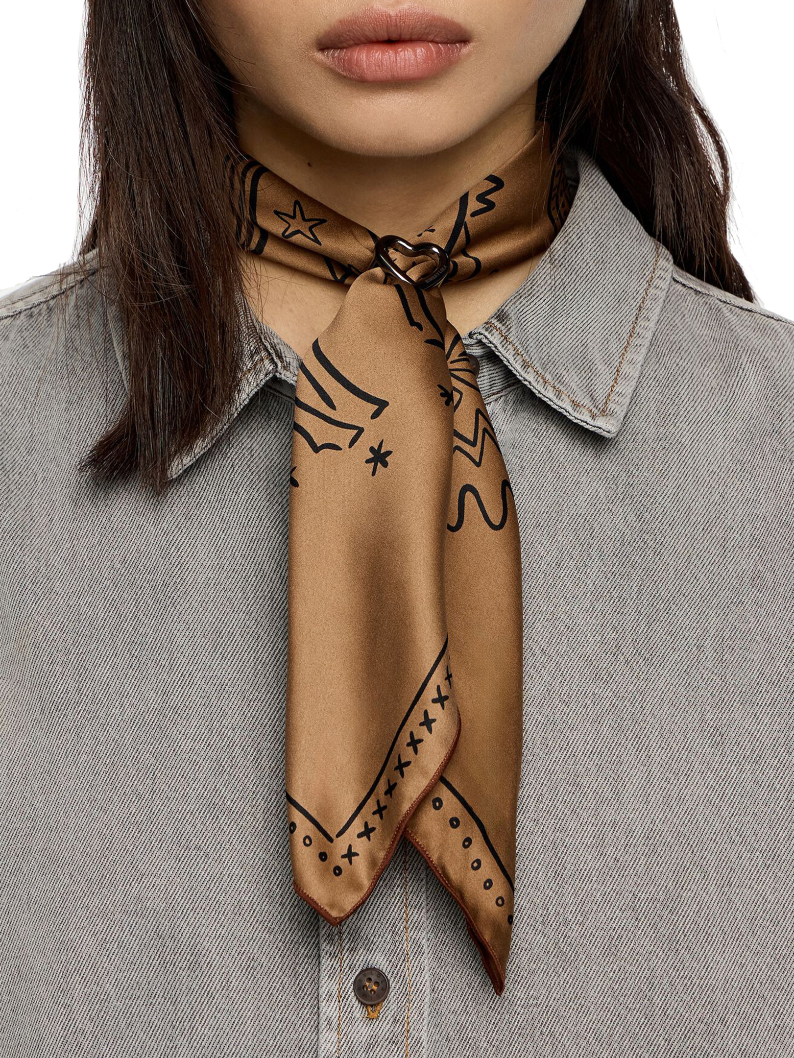 ΓΥΝΑΙΚΕΙΟ ΦΟΥΛΑΡΙ 2