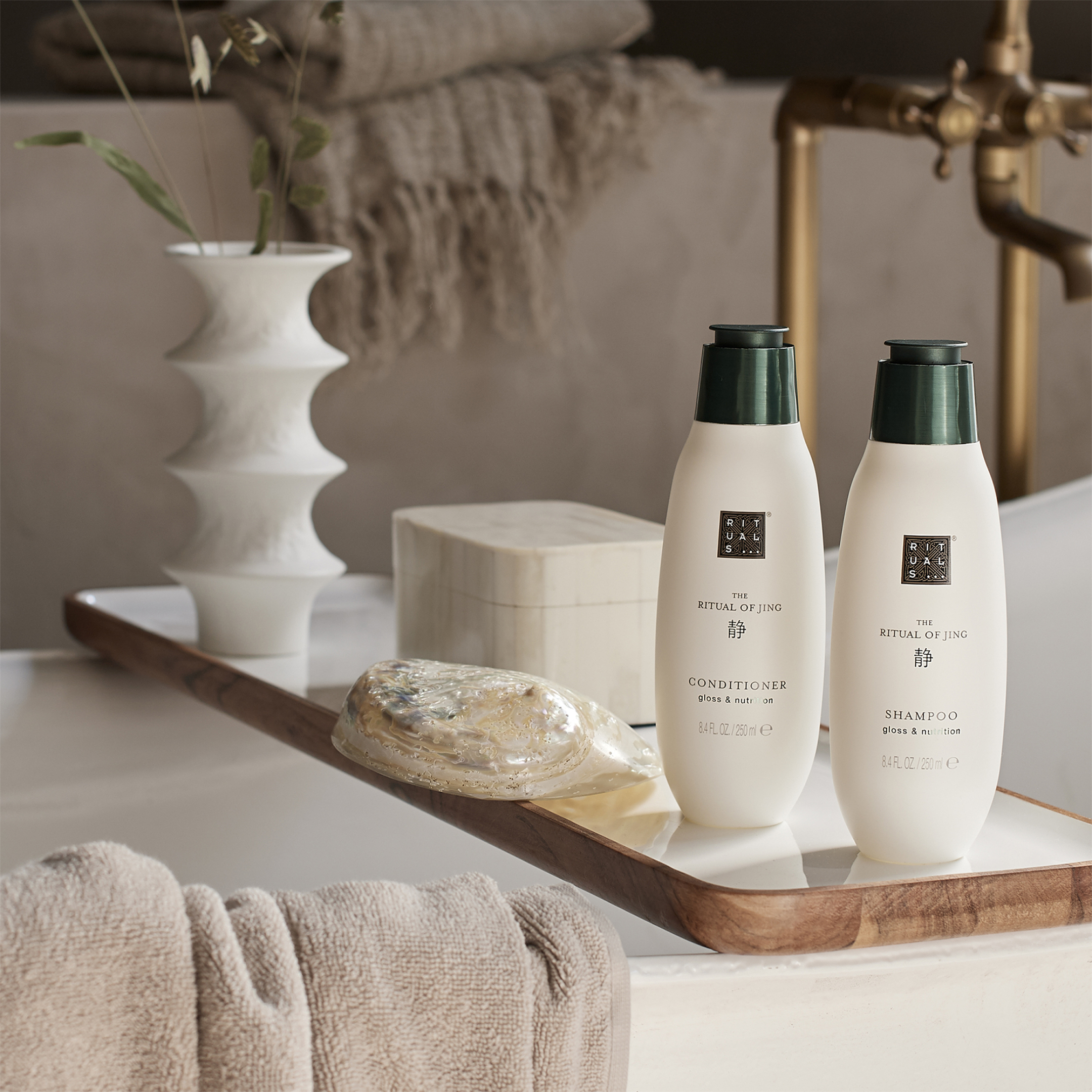 THE RITUAL OF JING SHAMPOO 1