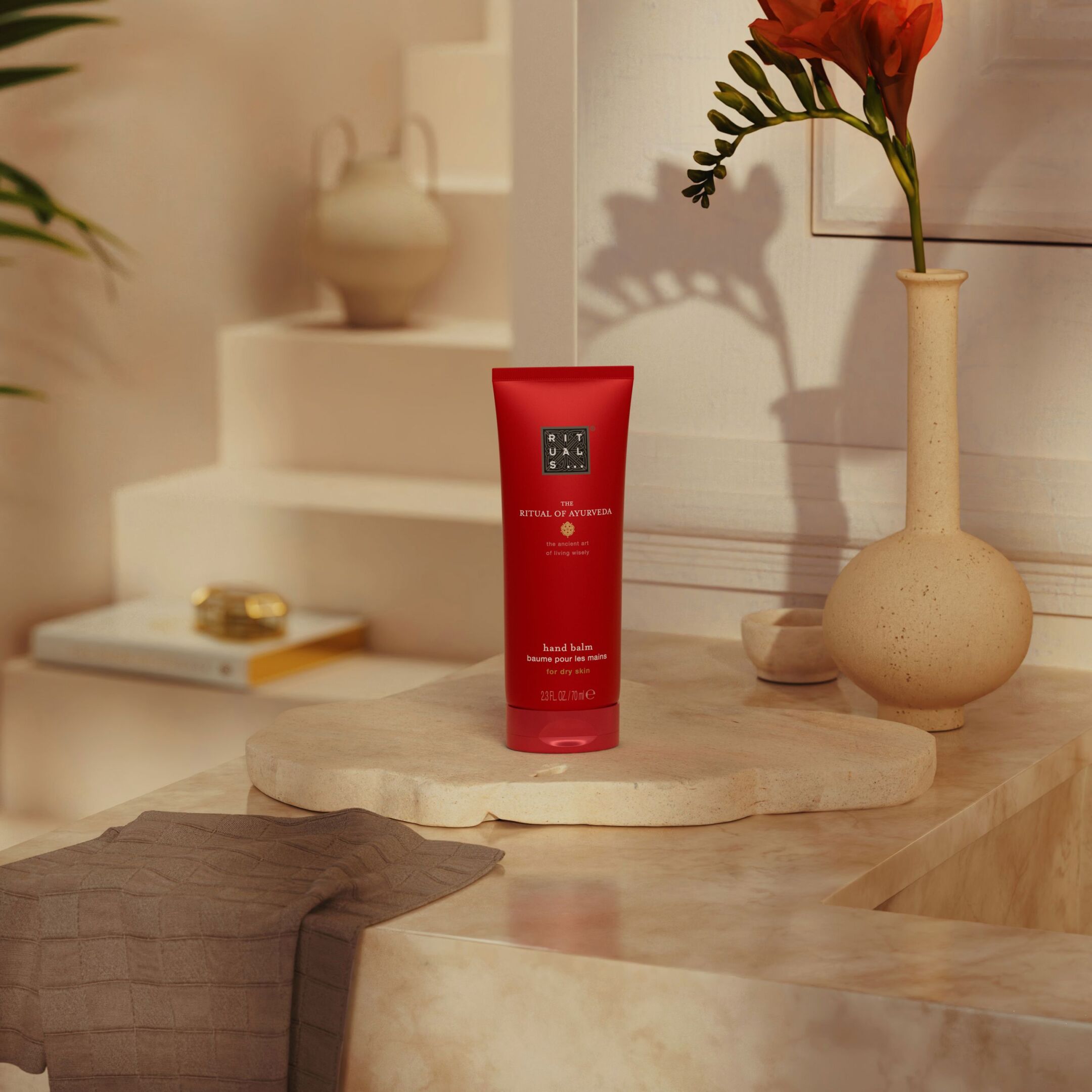 THE RITUAL OF AYURVEDA HAND BALM 1