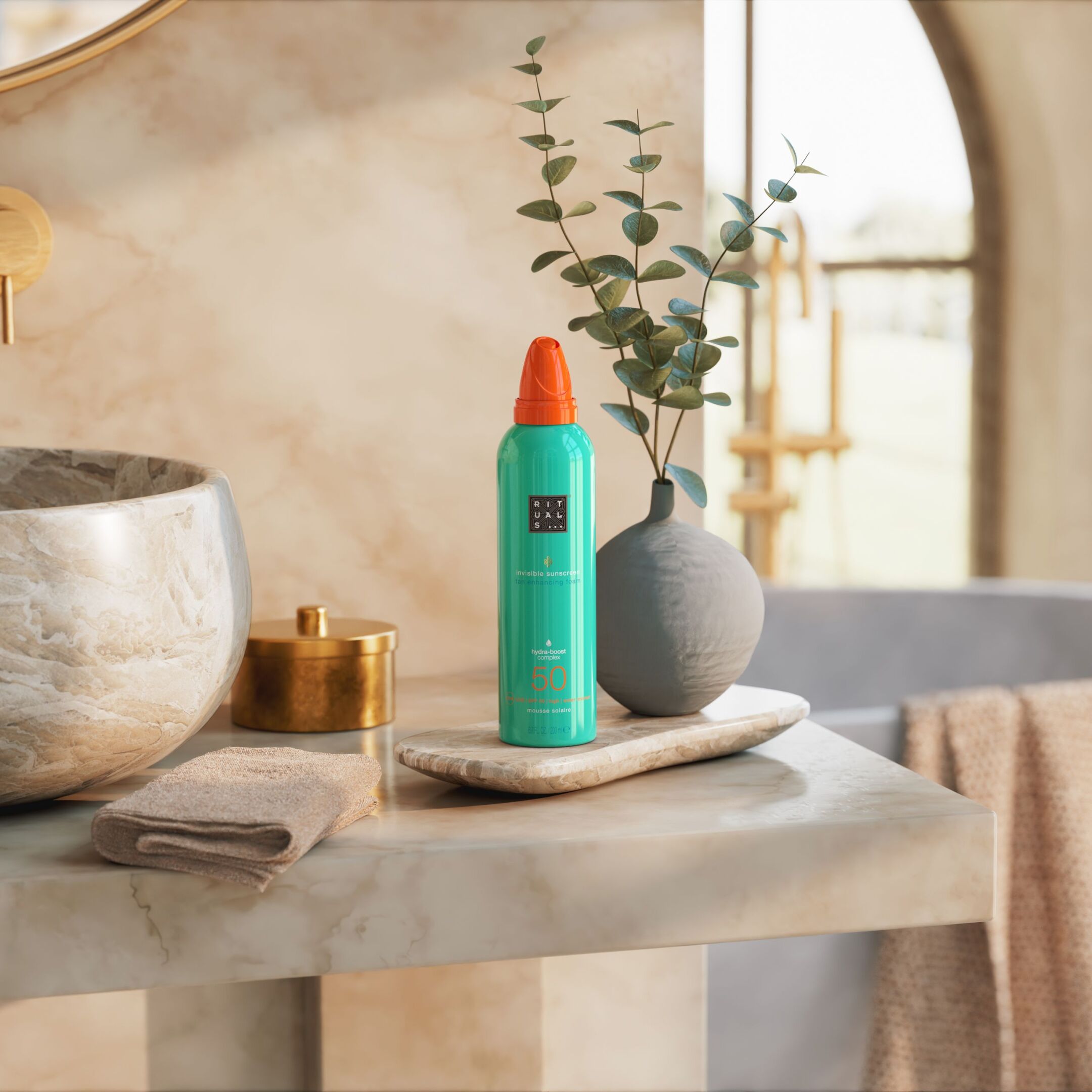 THE RITUAL OF KARMA FOAMING SUN PROTECTION SPF50 3