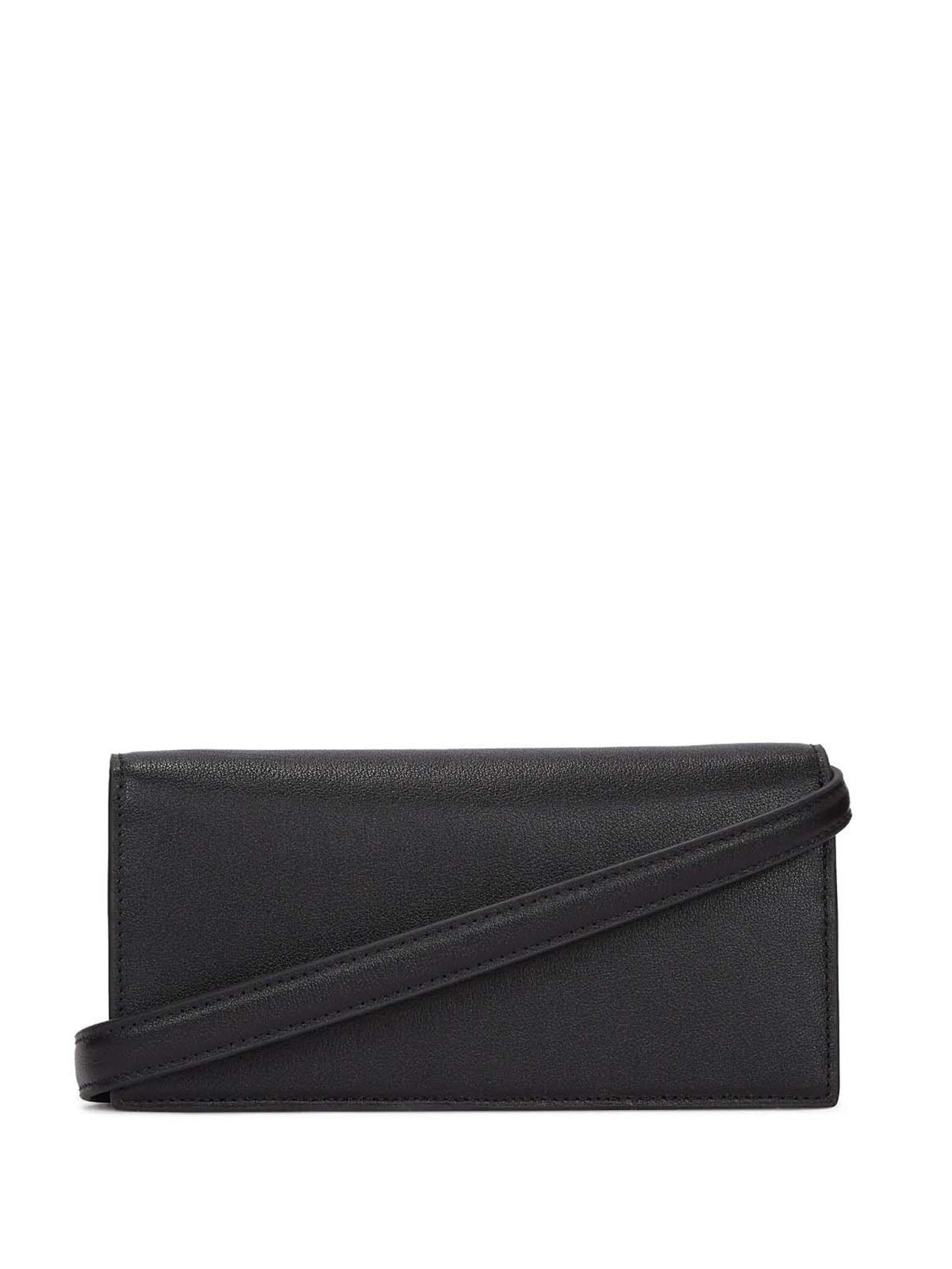 ΓΥΝΑΙΚΕΙΑ ΔΕΡΜΑΤΙΝΗ ΤΣΑΝΤΑ ΧΙΑΣΤΙ 1