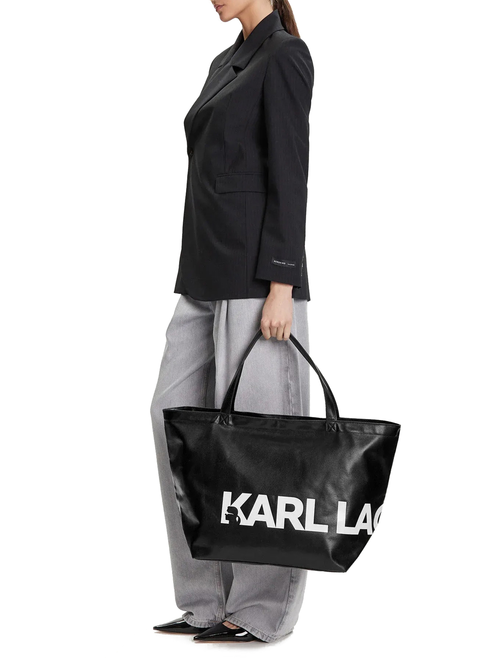 ΓΥΝΑΙΚΕΙΑ ΤΣΑΝΤΑ ΩΜΟΥ 3