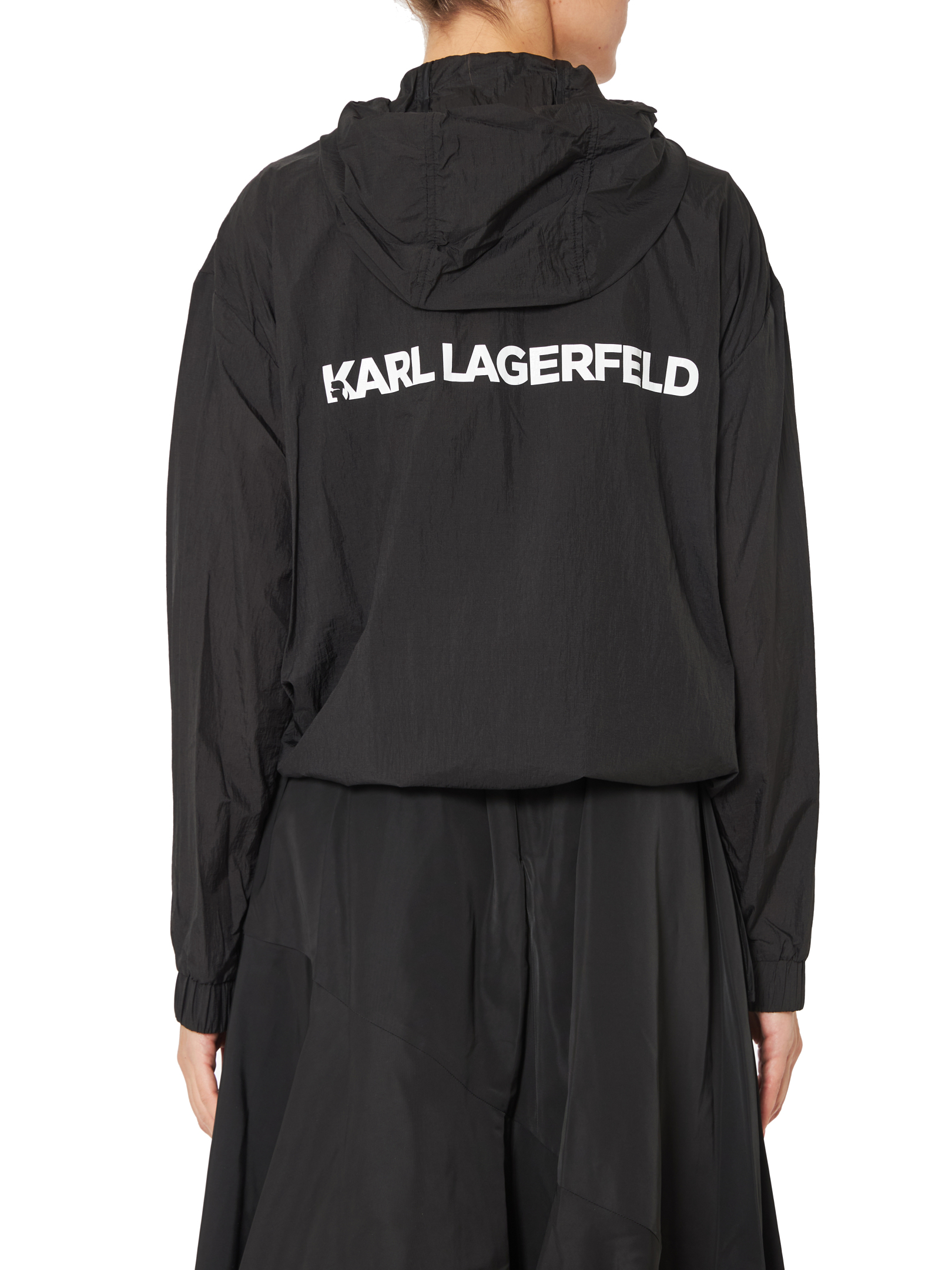 ΓΥΝΑΙΚΕΙΟ ΜΠΟΥΦΑΝ  2