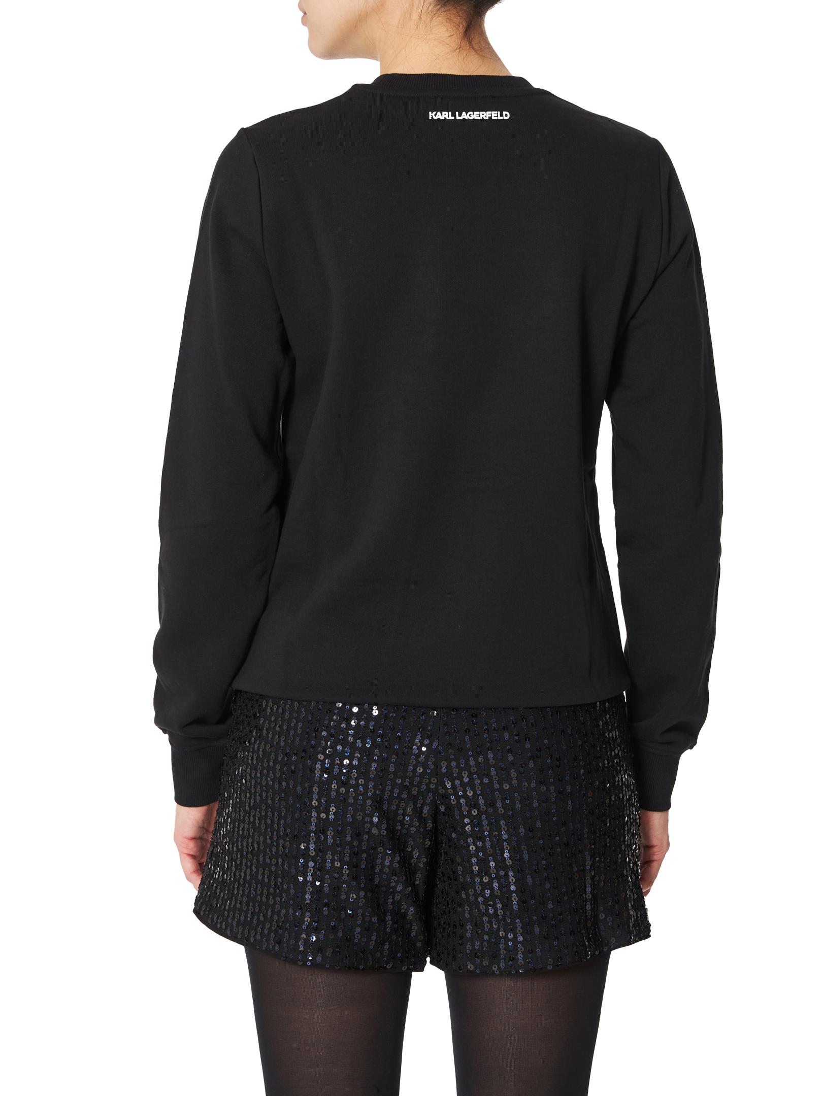 ΓΥΝΑΙΚΕΙΟ ΦΟΥΤΕΡ ΜΕ ΣΧΕΔΙΟ 2