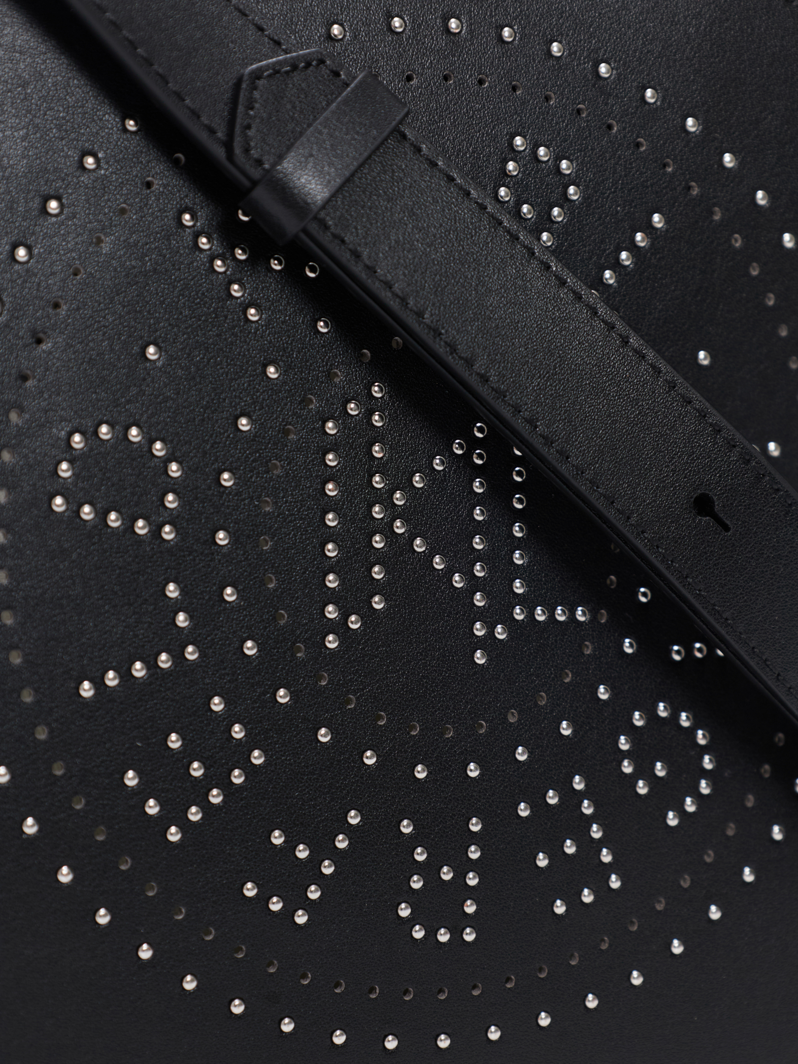 ΓΥΝΑΙΚΕΙΑ ΔΕΡΜΑΤΙΝΗ ΤΣΑΝΤΑ ΧΕΙΡΟΣ K/CIRCLE SM  3