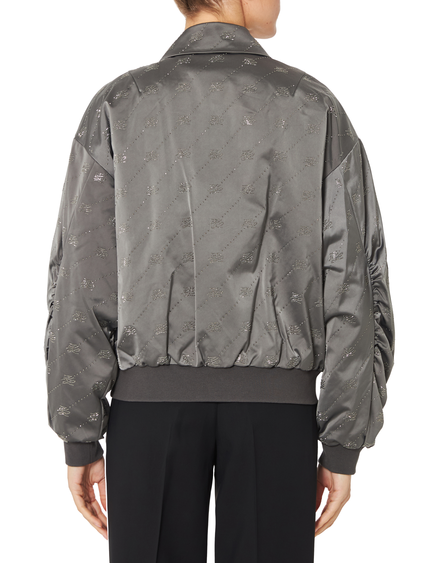 ΓΥΝΑΙΚΕΙΟ ΜΠΟΥΦΑΝ  2