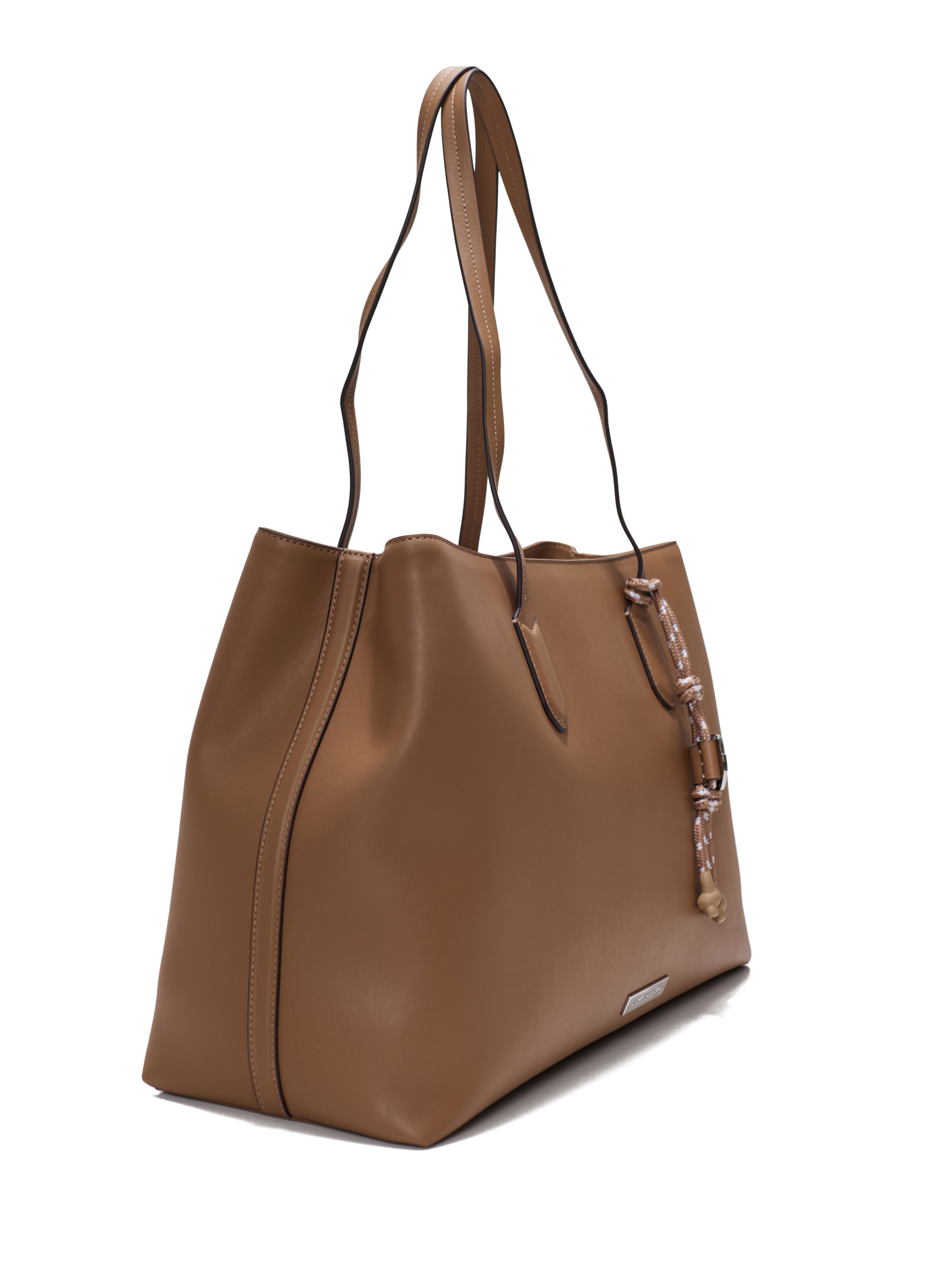 ΓΥΝΑΙΚΕΙΑ ΤΣΑΝΤΑ ΩΜΟΥ  2