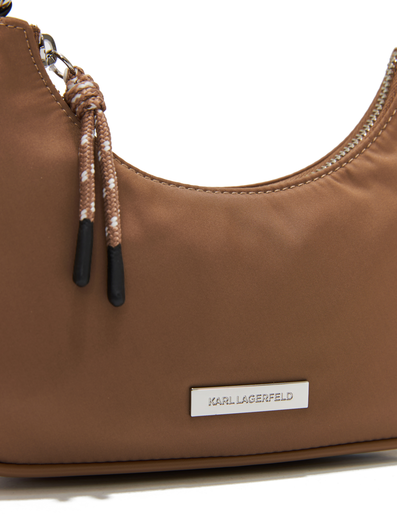 ΓΥΝΑΙΚΕΙΑ ΤΣΑΝΤΑ ΩΜΟΥ  3