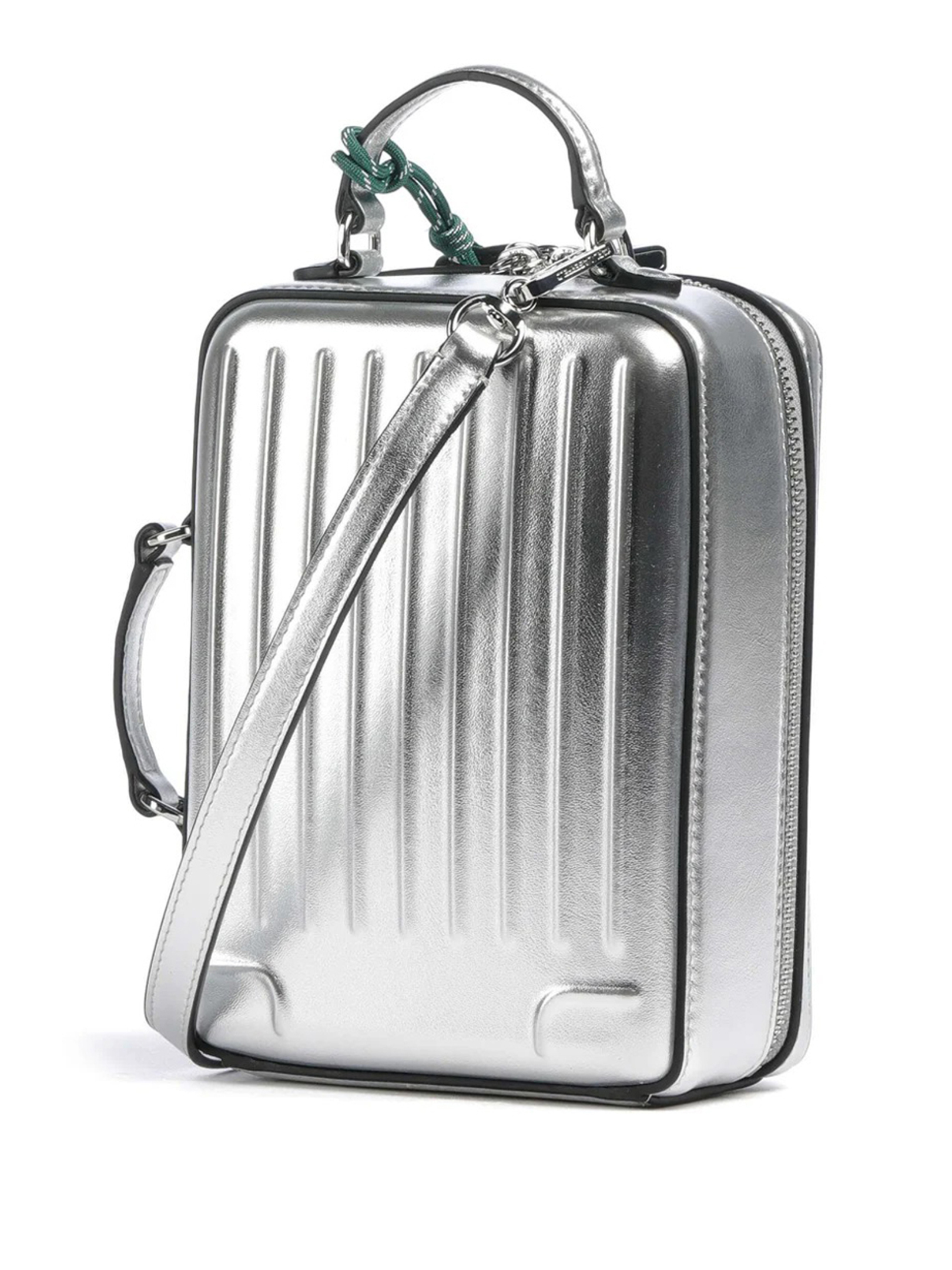 ΓΥΝΑΙΚΕΙΑ ΤΣΑΝΤΑ ΧΙΑΣΤΙ  1