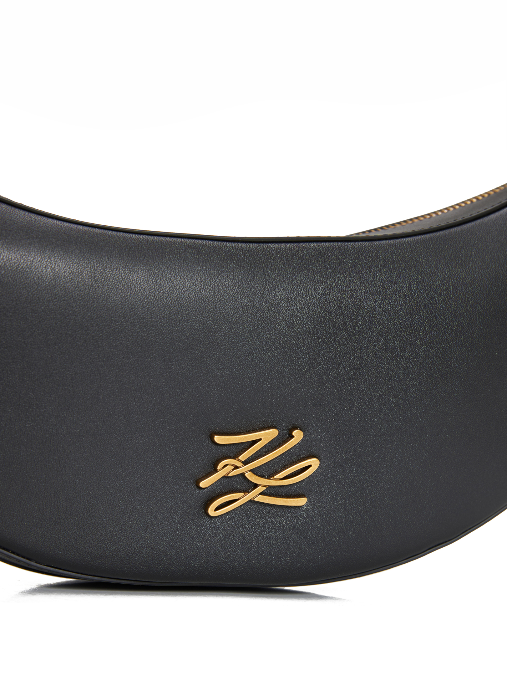 ΓΥΝΑΙΚΕΙΑ ΤΣΑΝΤΑ ΩΜΟΥ  3