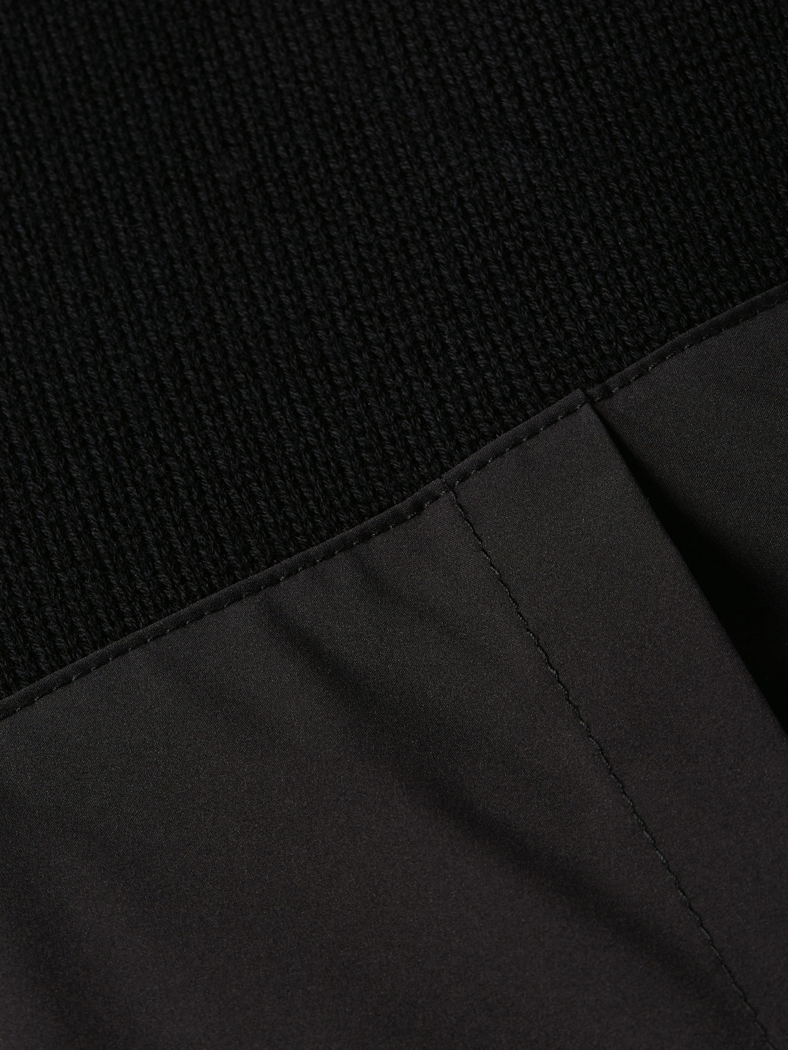 ΑΝΔΡΙΚΗ ΠΛΕΚΤΗ ΖΑΚΕΤΑ  6