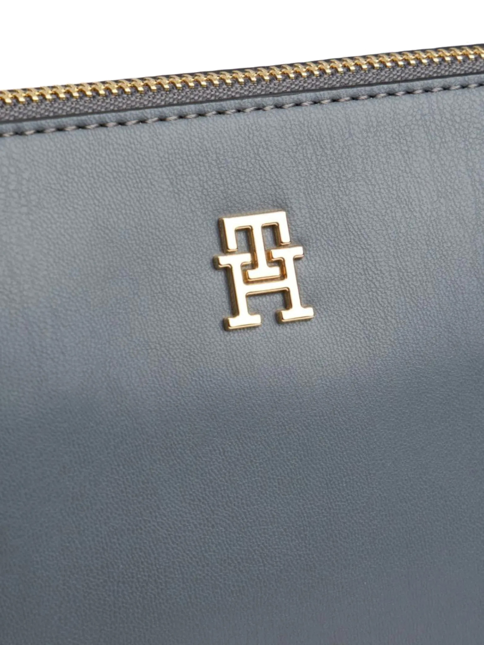 ΓΥΝΑΙΚΕΙΑ ΤΣΑΝΤΑ ΧΙΑΣΤΙ ΜΕ ΑΛΥΣΙΔΑ 3