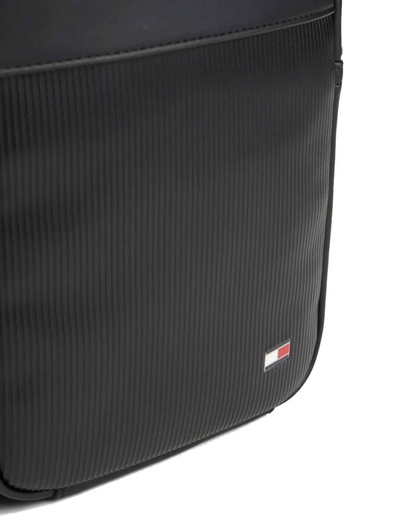 ΑΝΔΡΙΚΗ ΤΣΑΝΤΑ ΧΙΑΣΤΙ 3