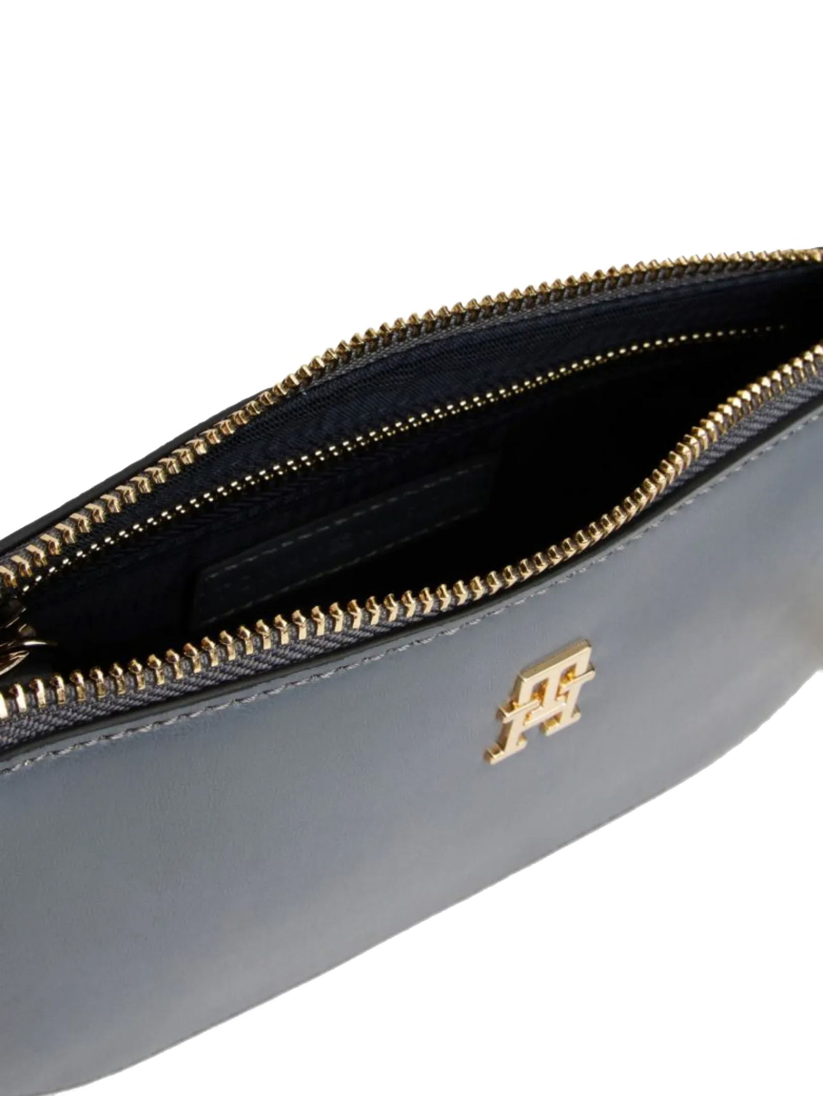 ΓΥΝΑΙΚΕΙΑ ΤΣΑΝΤΑ ΧΙΑΣΤΙ ΜΕ ΑΛΥΣΙΔΑ 3