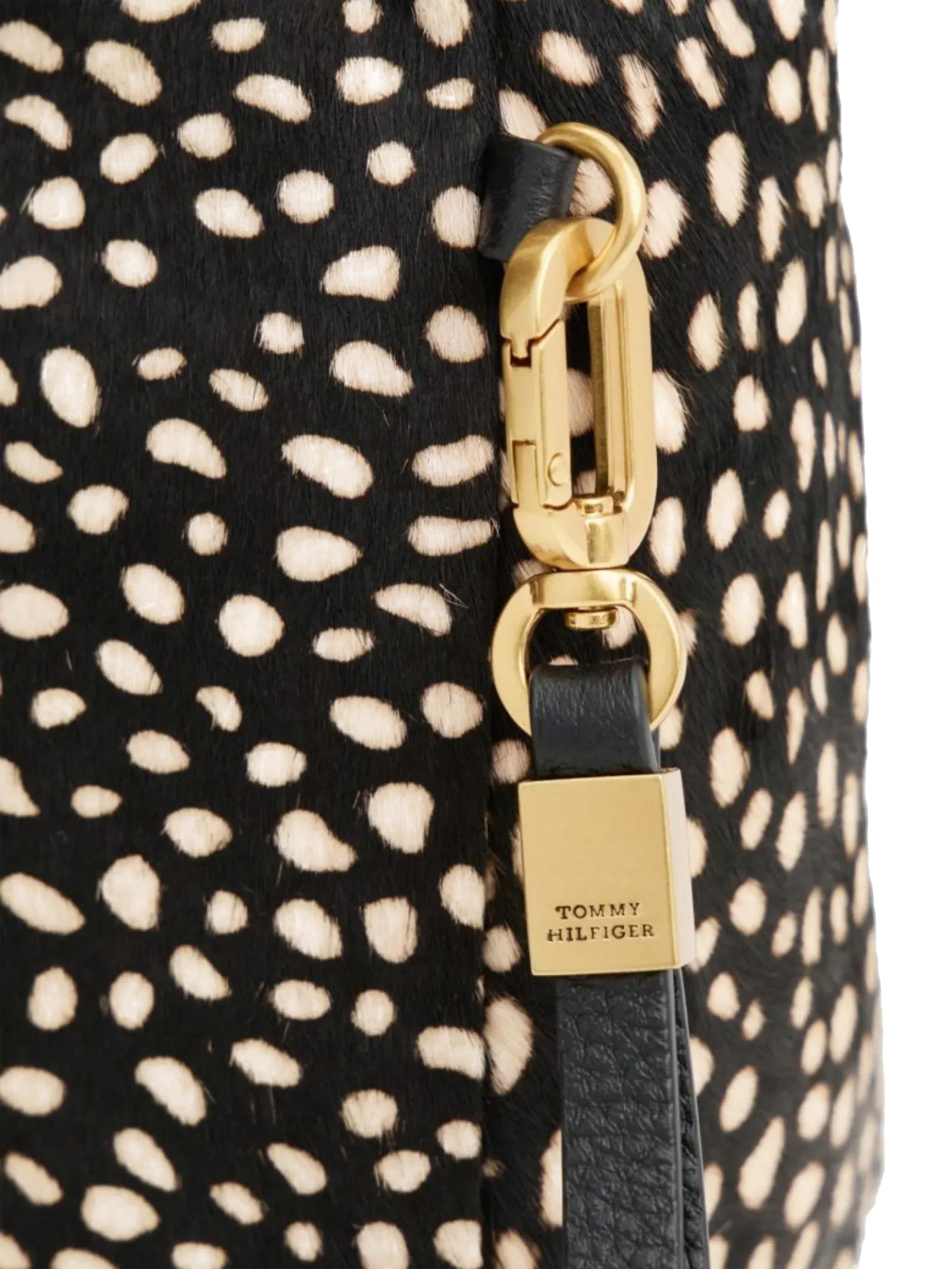 ΓΥΝΑΙΚΕΙΑ ΔΕΡΜΑΤΙΝΗ ΤΣΑΝΤΑ ΧΕΙΡΟΣ 3