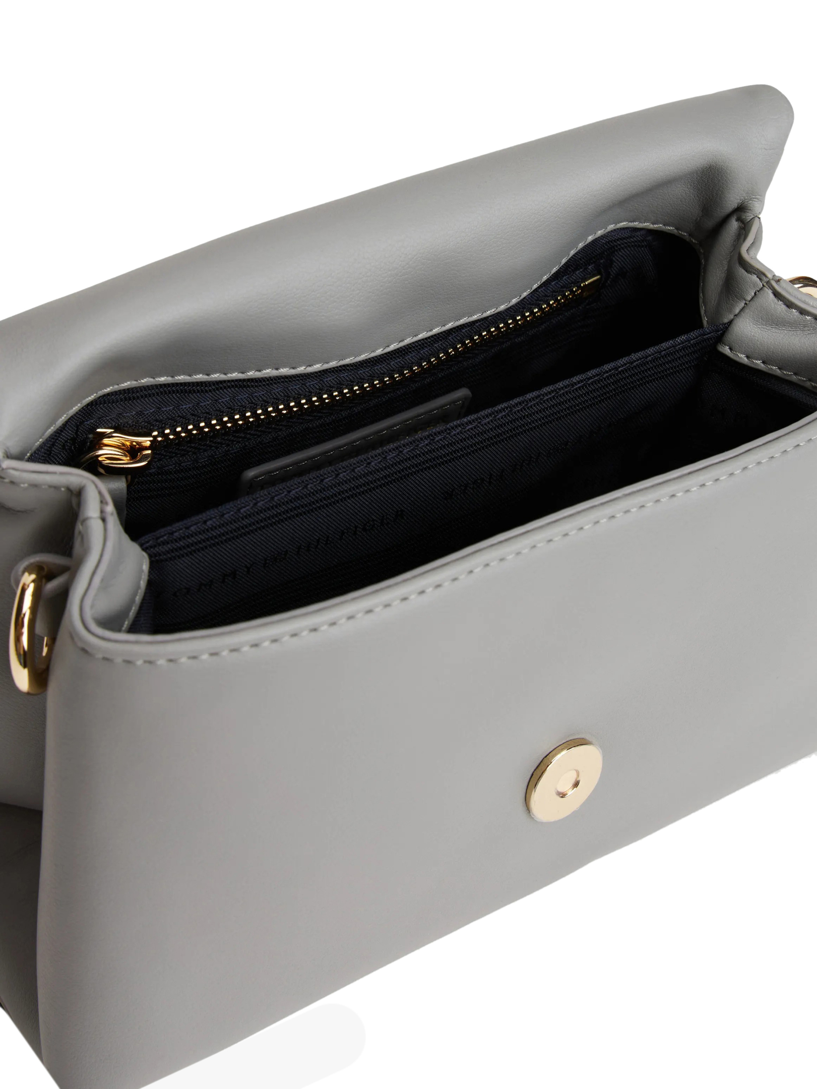 ΓΥΝΑΙΚΕΙΑ ΤΣΑΝΤΑ ΧΙΑΣΤΙ 2