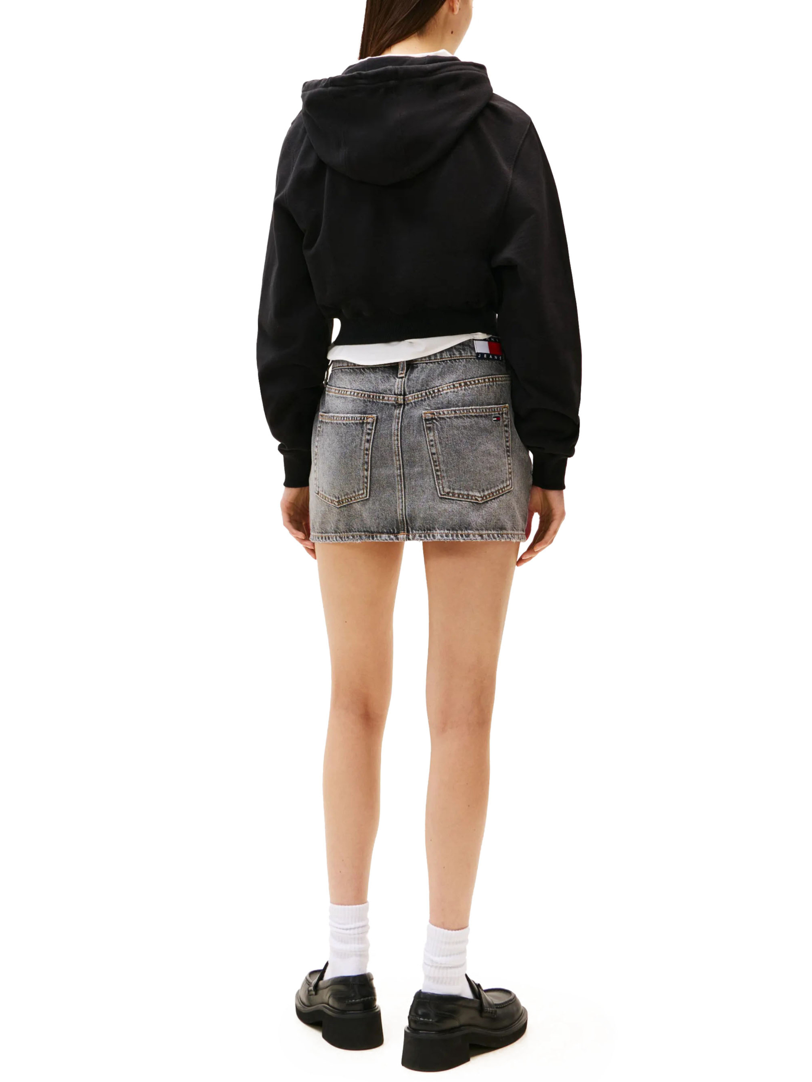 ΓΥΝΑΙΚΕΙΟ ΦΟΥΤΕΡ 2